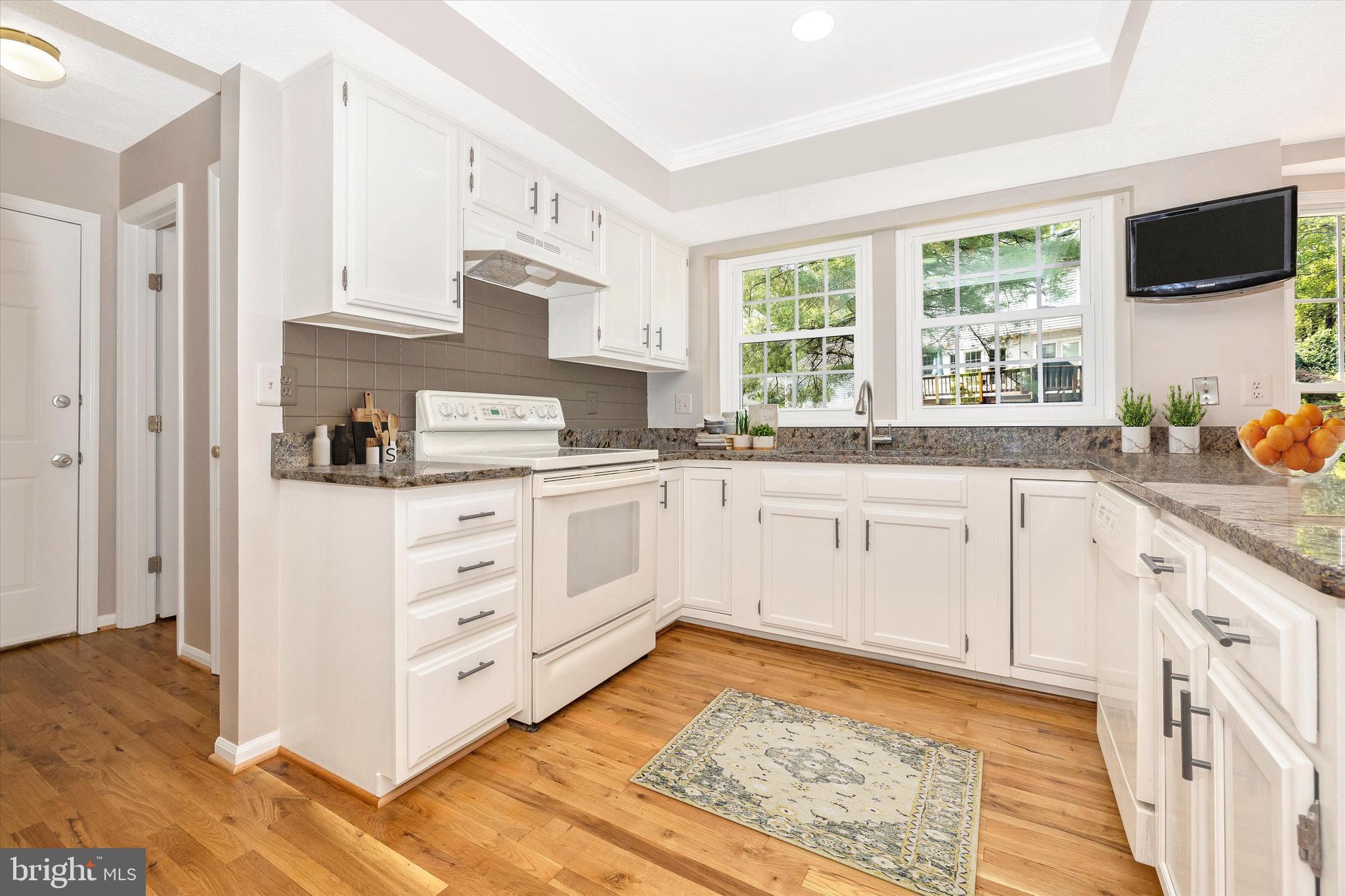 SAYBROOKE - Residential