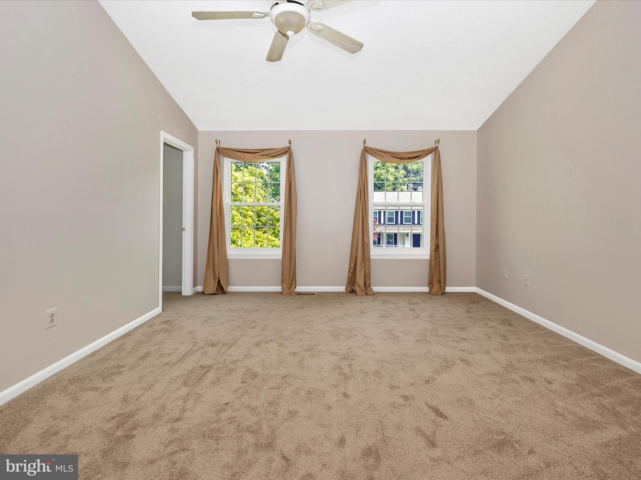 SAYBROOKE - Residential