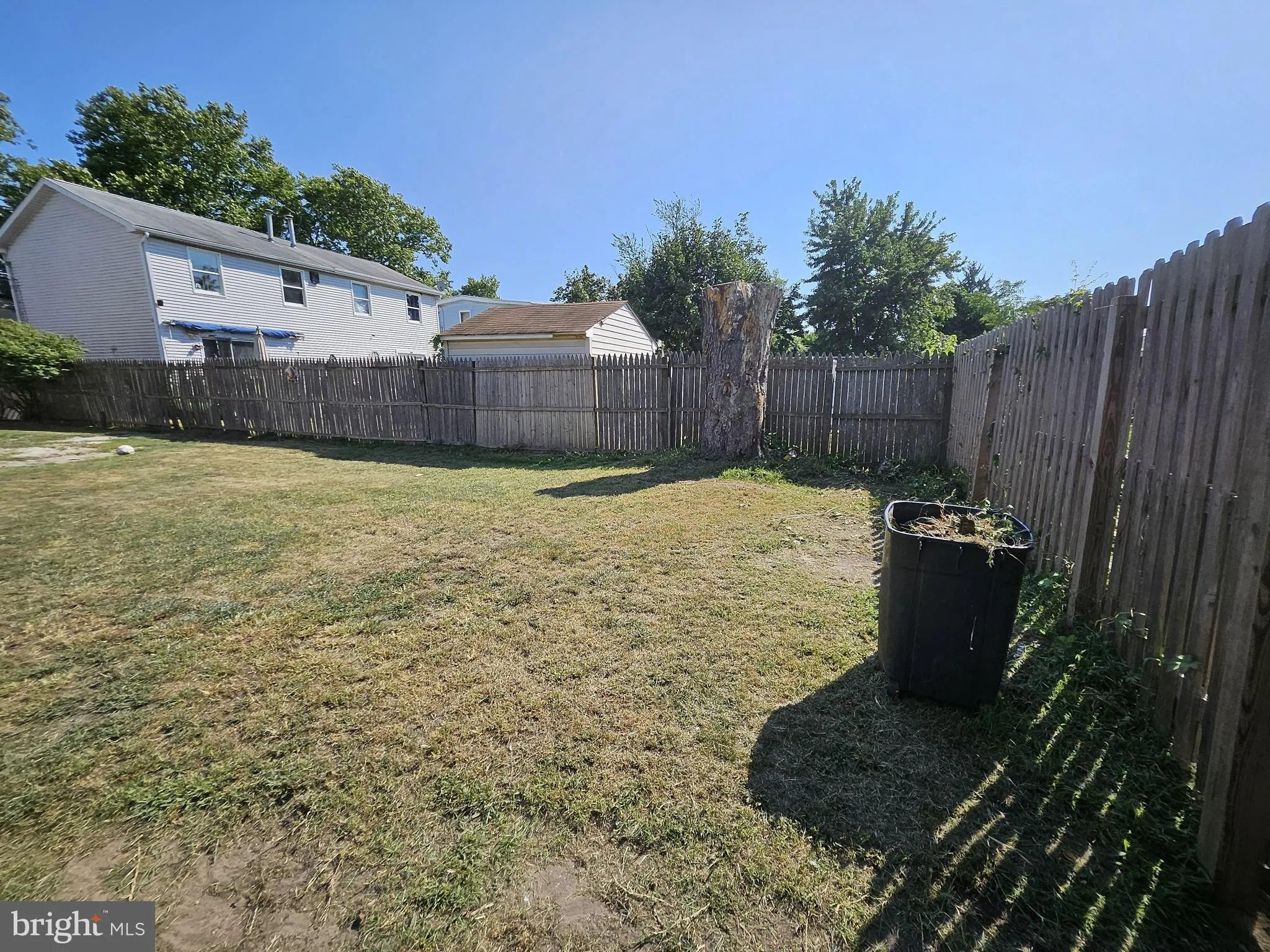 Florence, New Jersey 08518, United States, 3 Bedrooms Bedrooms, ,1 BathroomBathrooms,Residential,Pending,52628