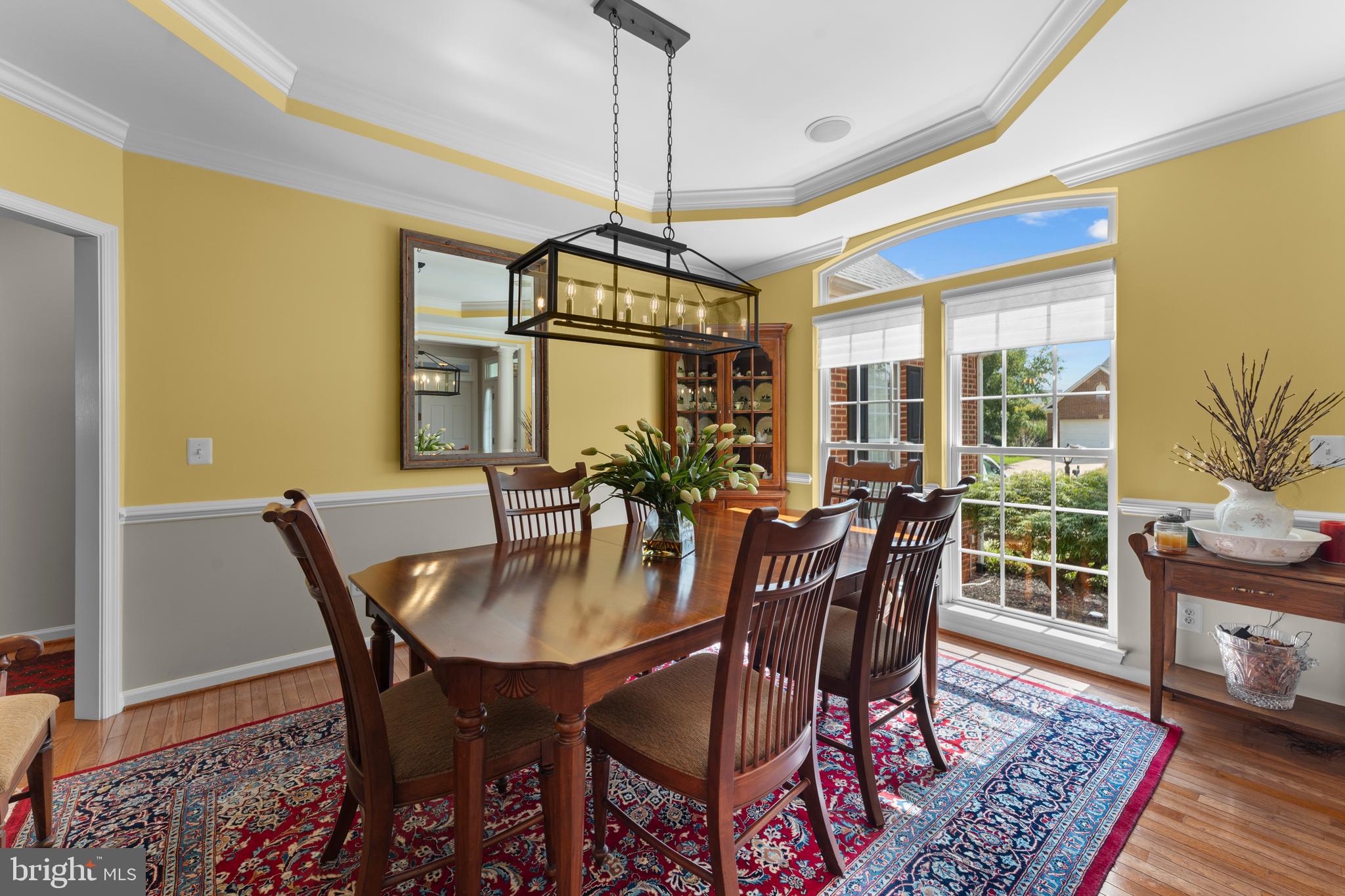 COUNTRY CLUB ESTATES - Residential