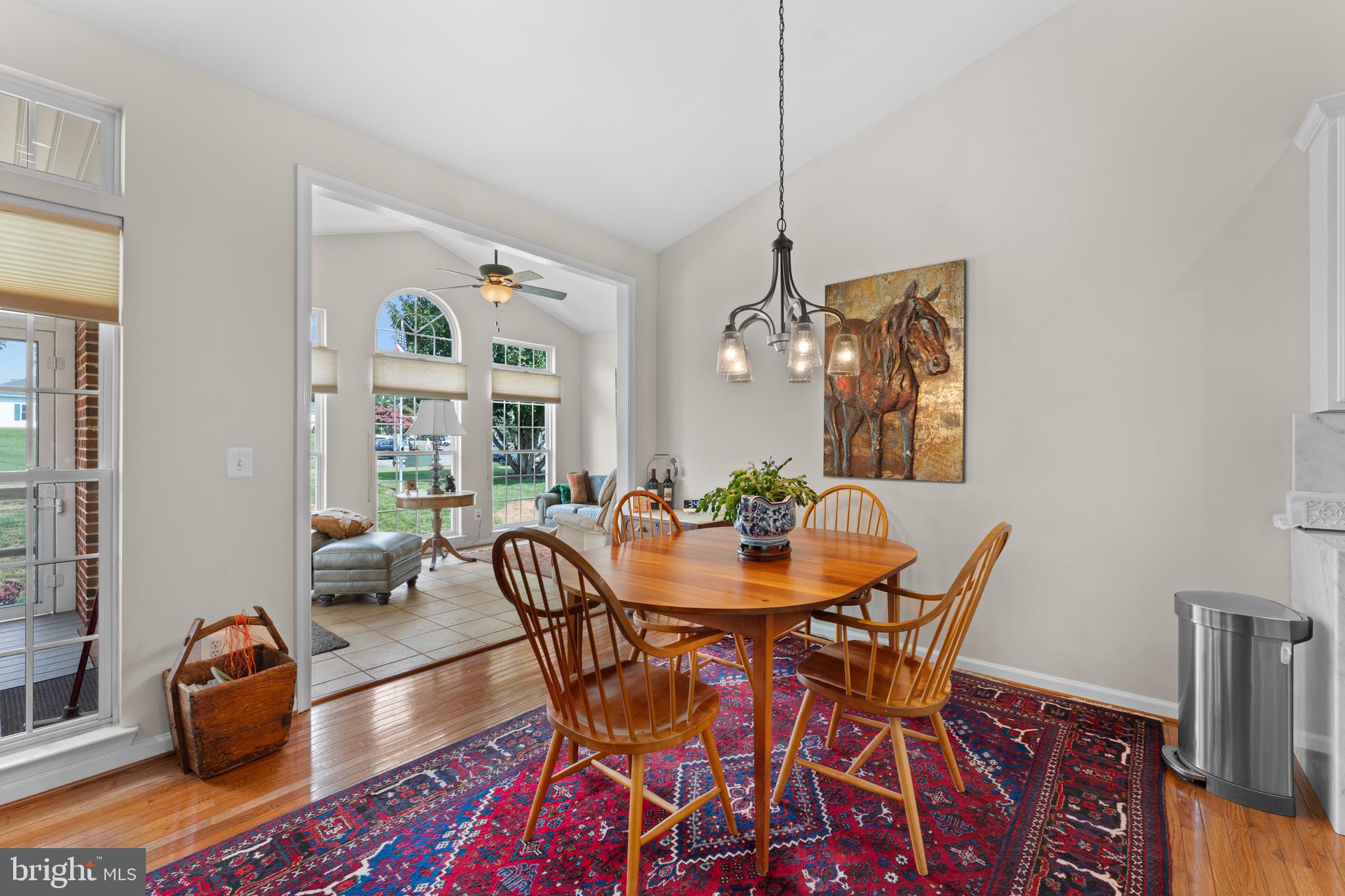 COUNTRY CLUB ESTATES - Residential