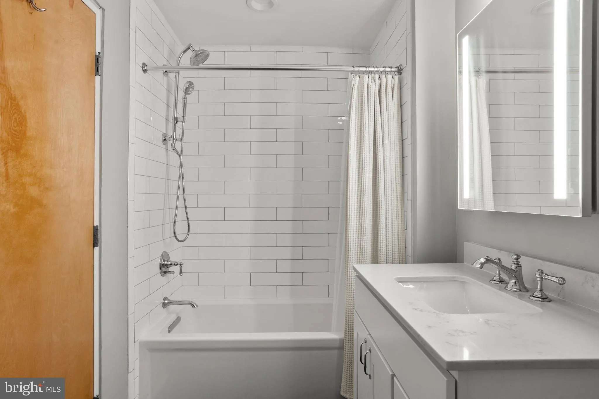 Baltimore, Maryland 21201, United States, 1 Bedroom Bedrooms, ,1 BathroomBathrooms,Residential,Active,151576