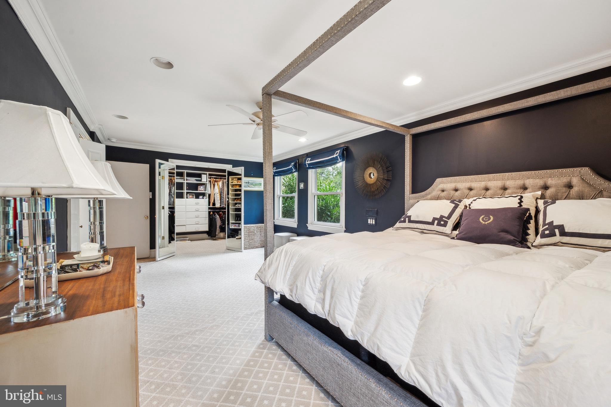 MEADOWBROOK - Residential