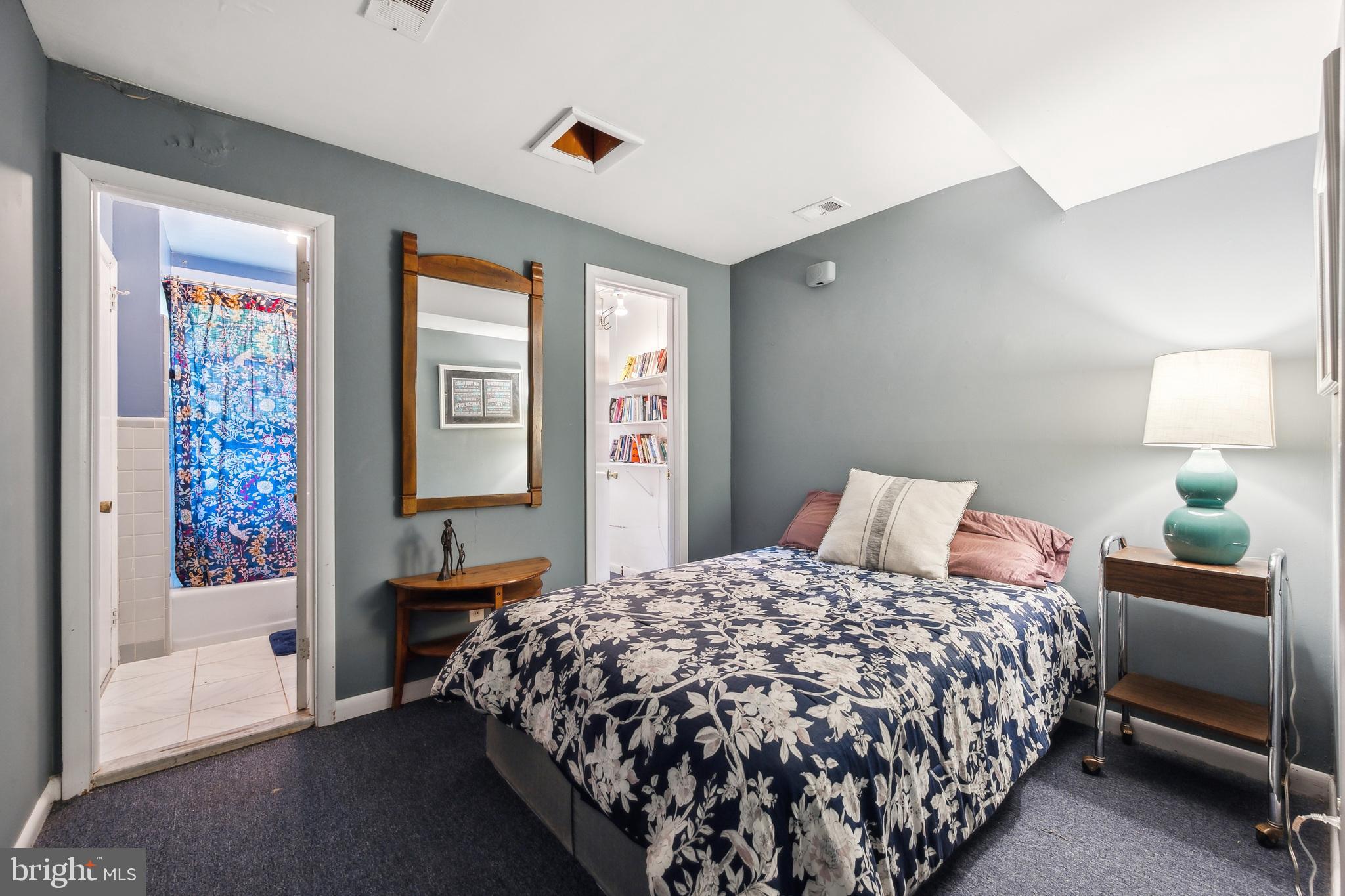 MEADOWBROOK - Residential