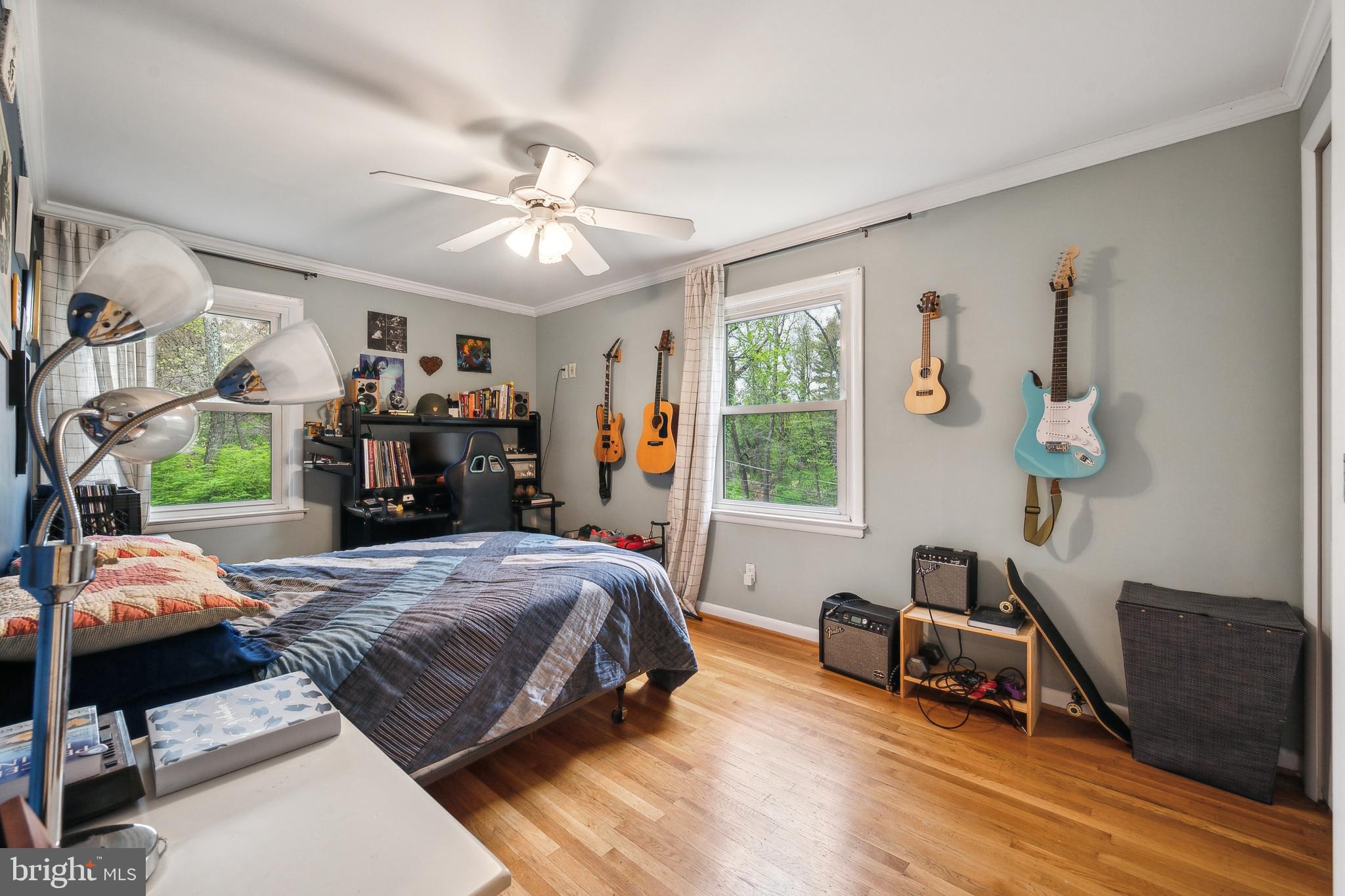 MEADOWBROOK - Residential