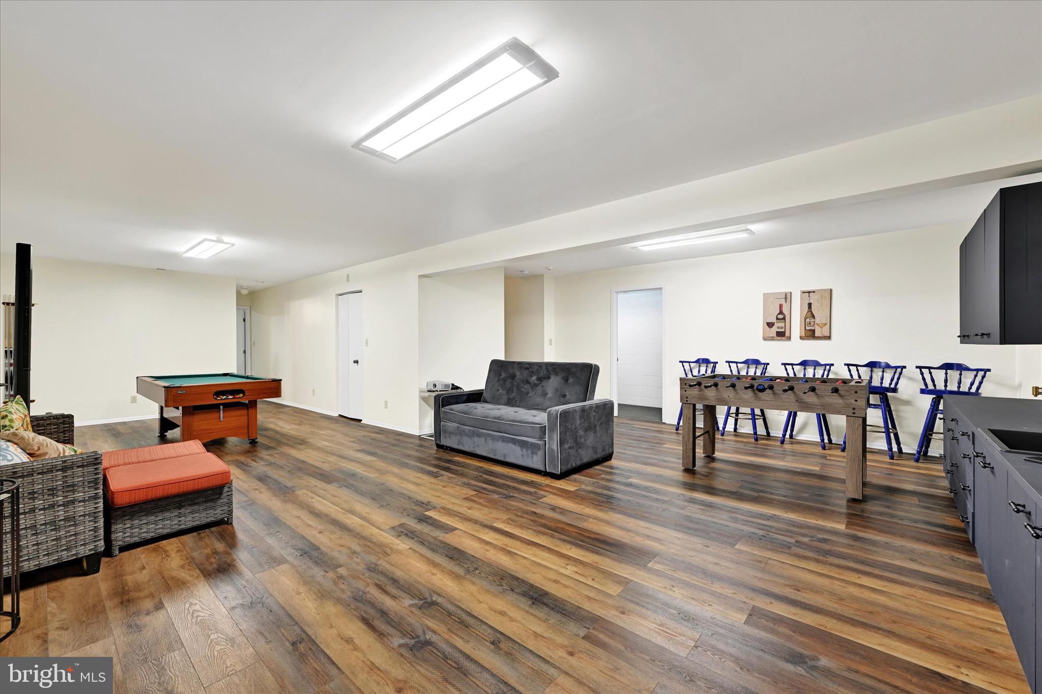 VALLEY BROOK - Residential