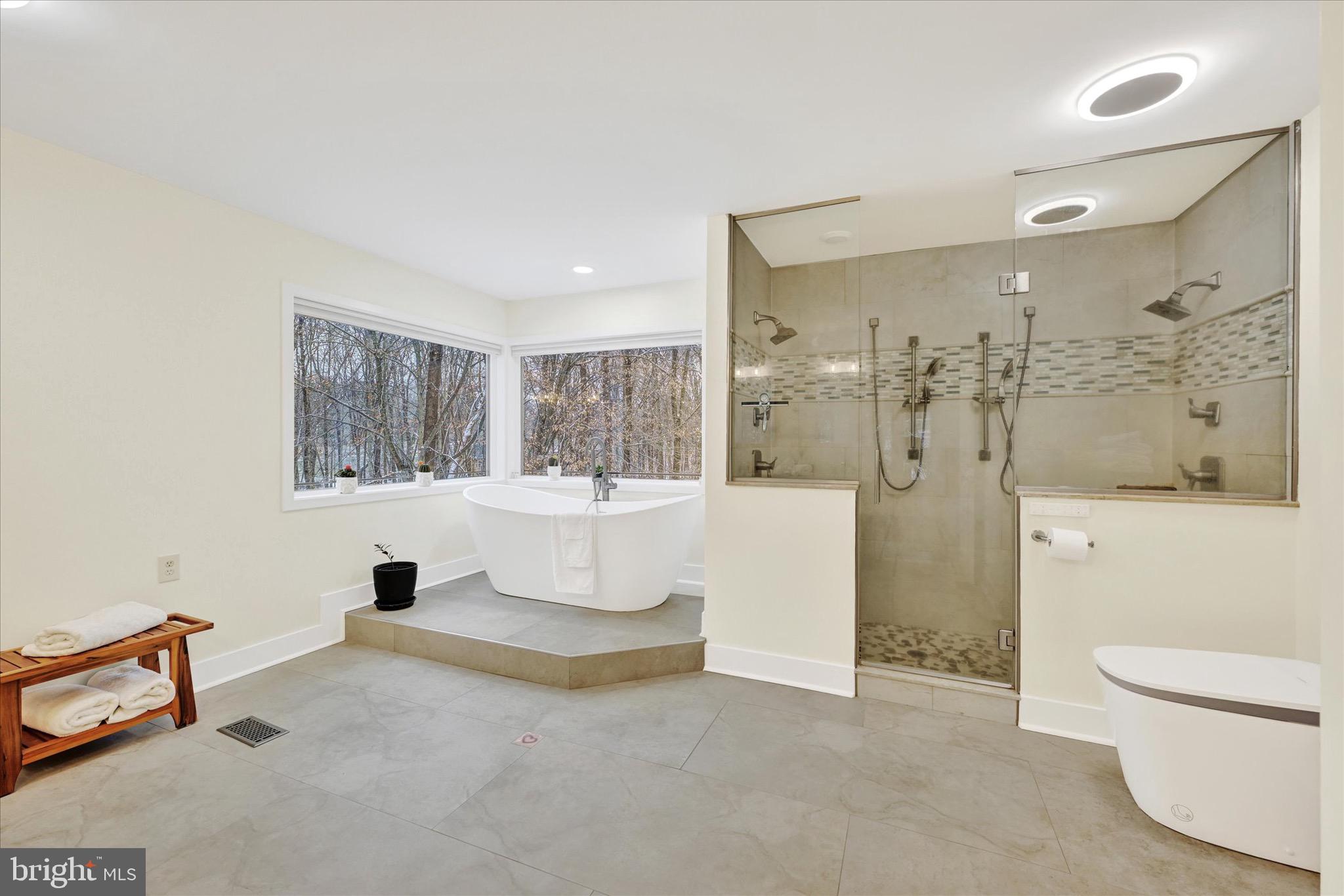 VALLEY BROOK - Residential