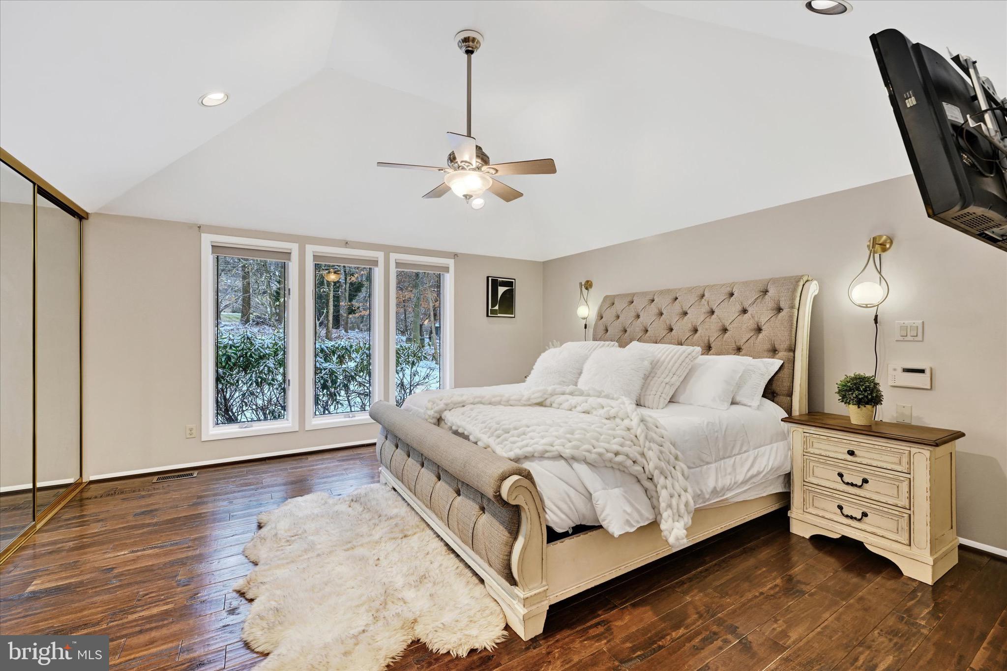 VALLEY BROOK - Residential