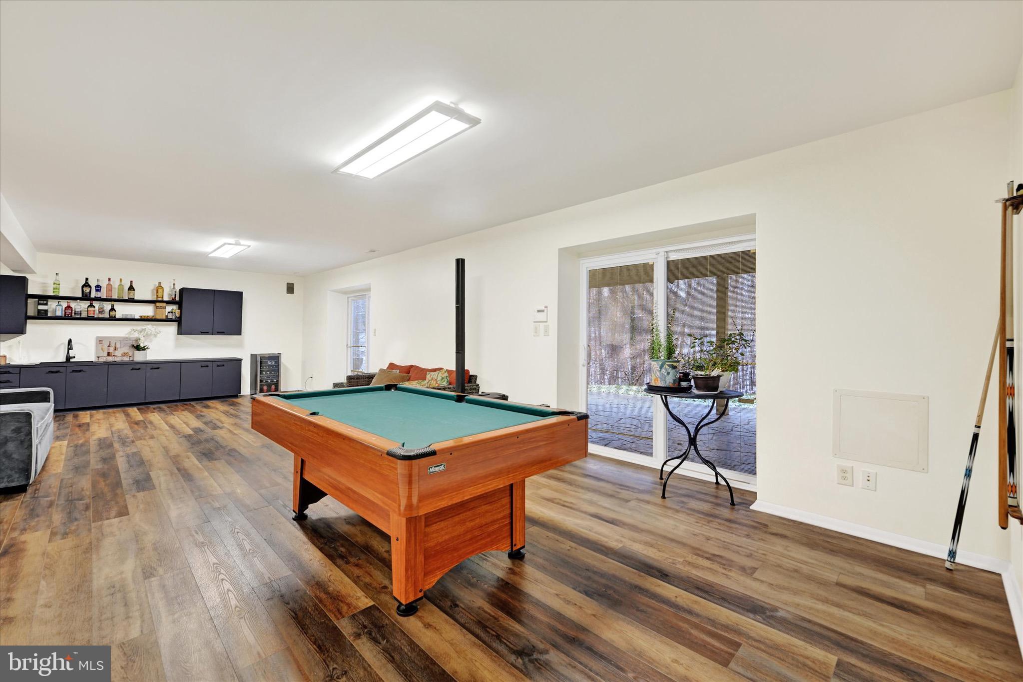 VALLEY BROOK - Residential