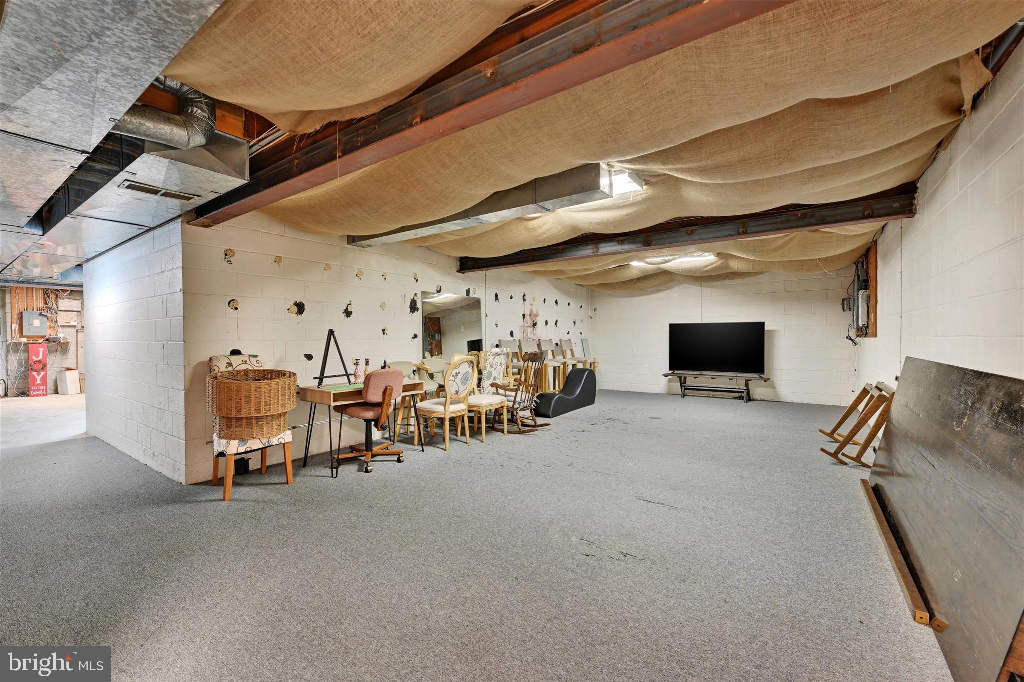 VALLEY BROOK - Residential