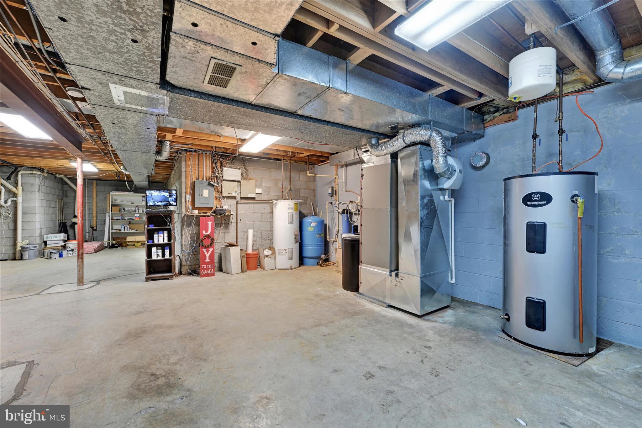 VALLEY BROOK - Residential