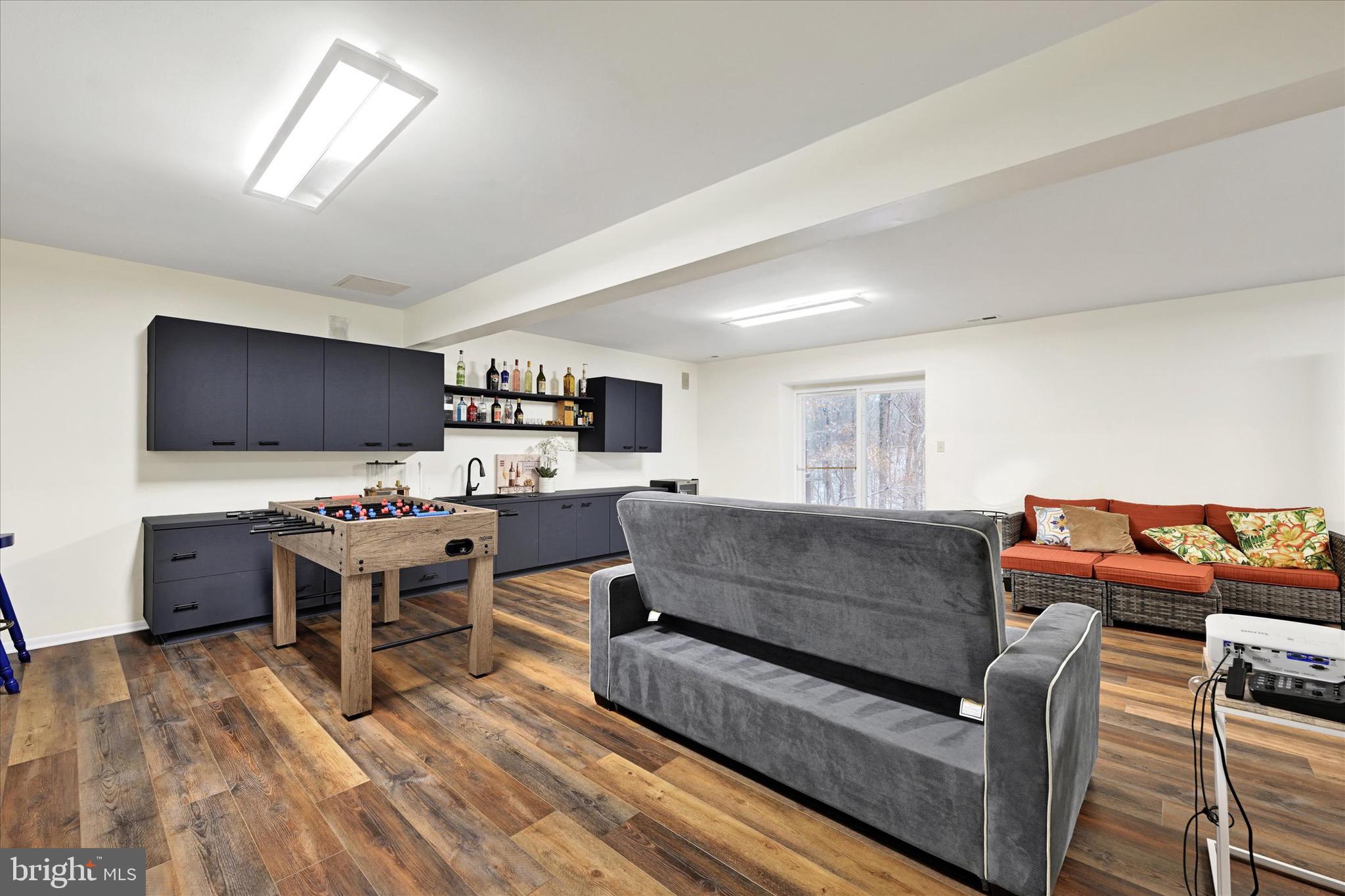 VALLEY BROOK - Residential