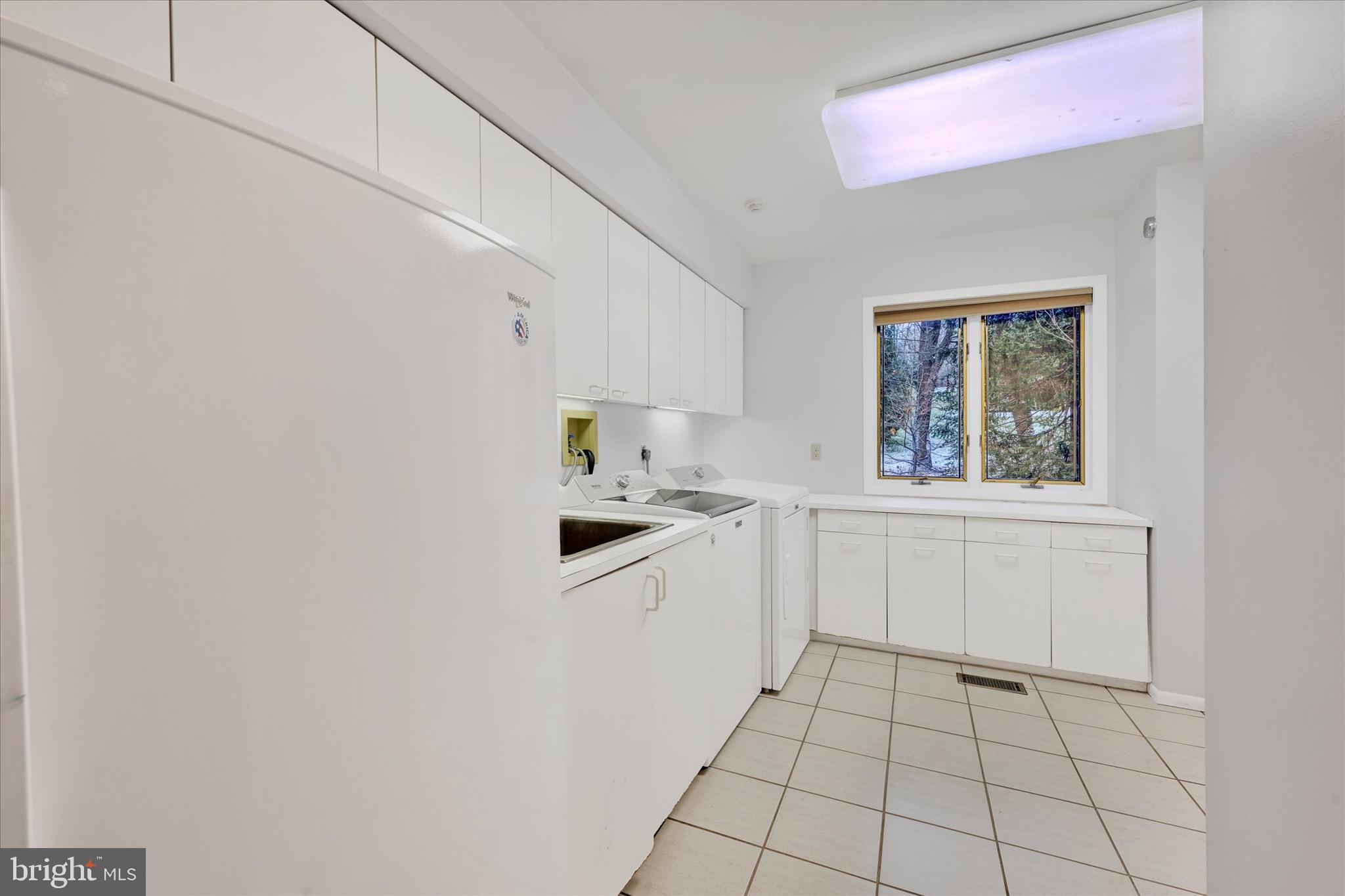 VALLEY BROOK - Residential