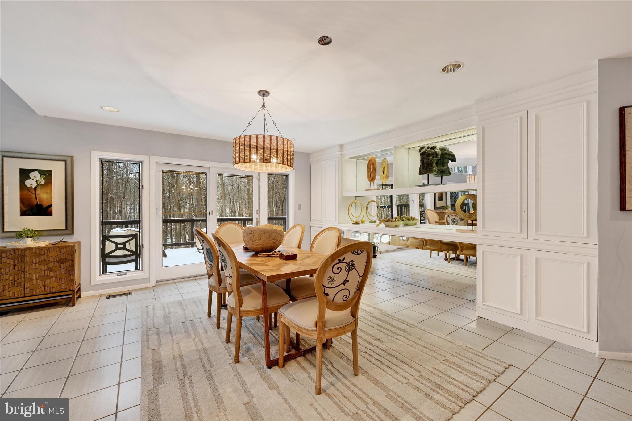 VALLEY BROOK - Residential