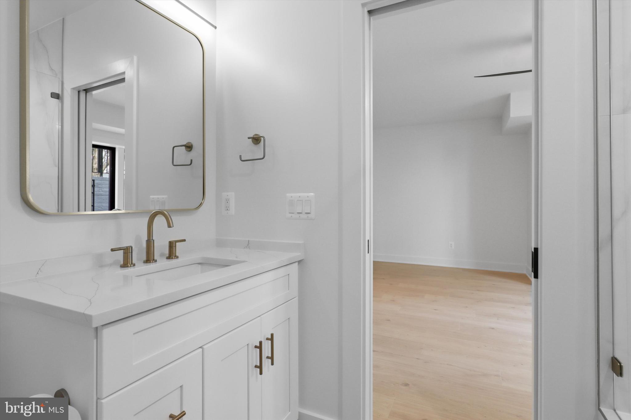 OAK VALLEY - Residential