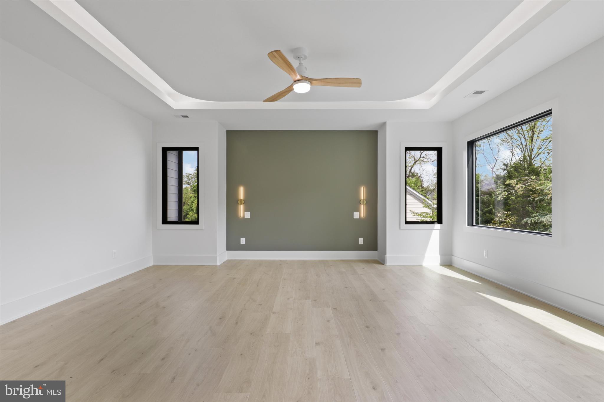 OAK VALLEY - Residential