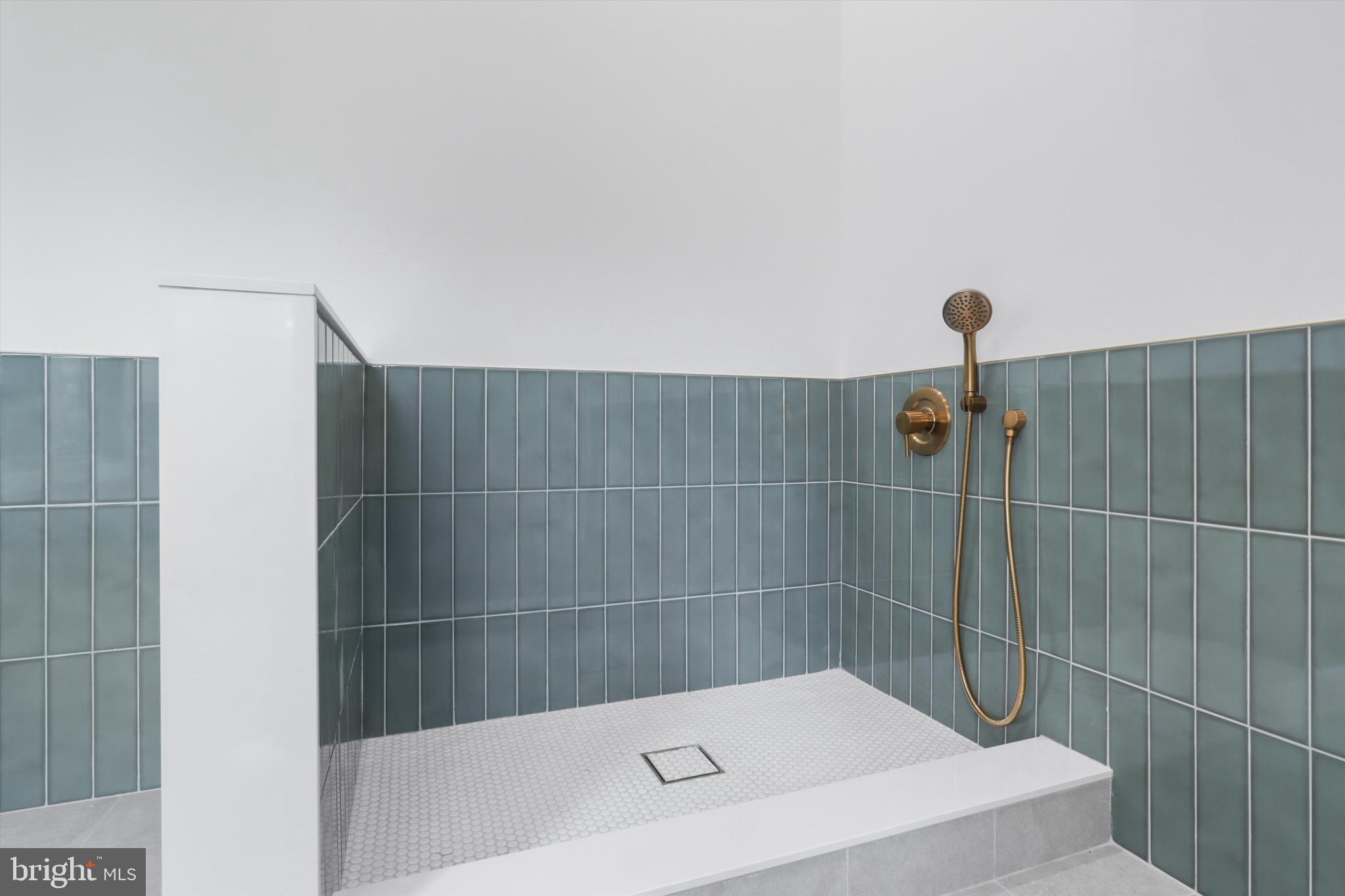 OAK VALLEY - Residential