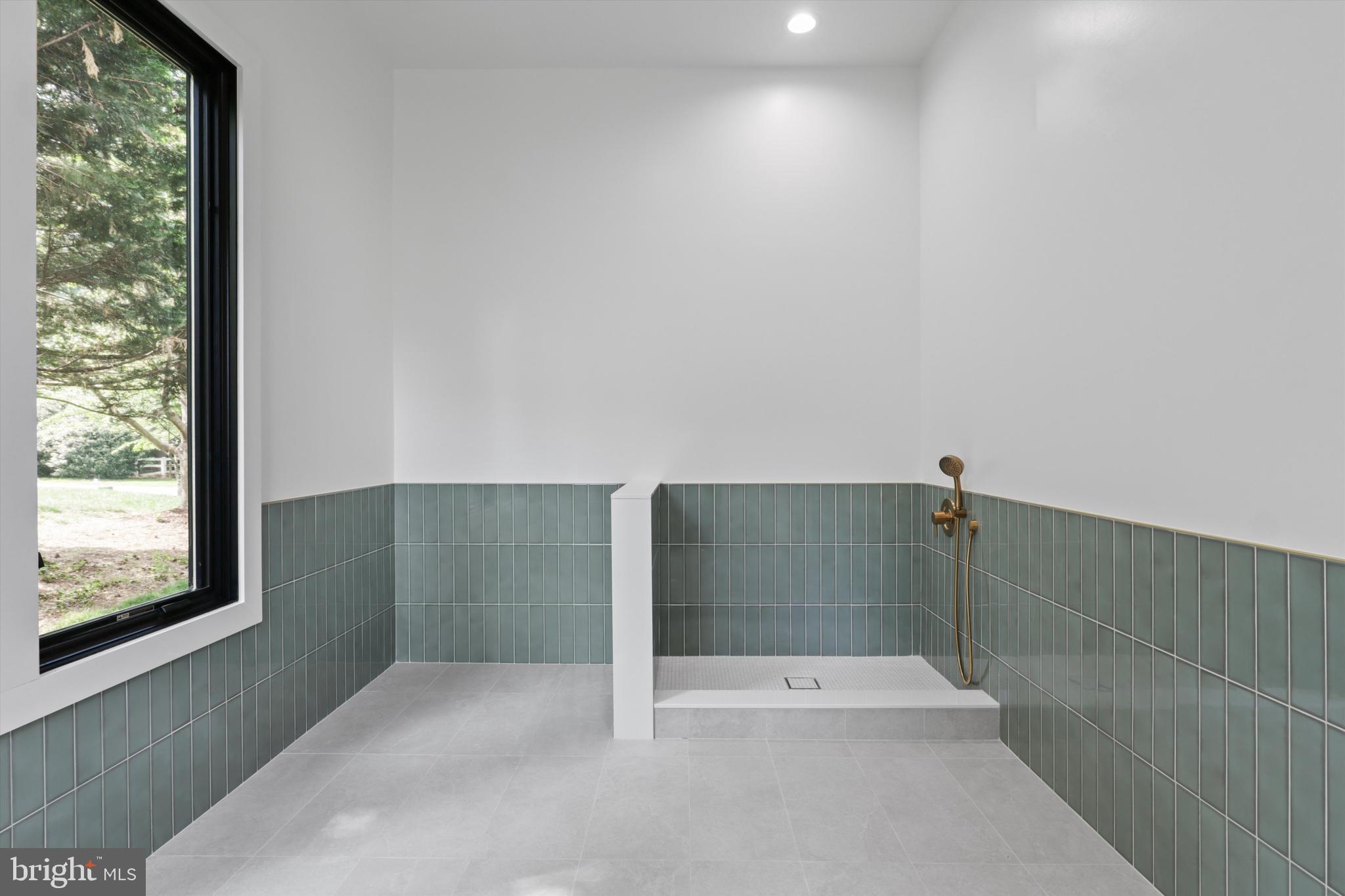 OAK VALLEY - Residential