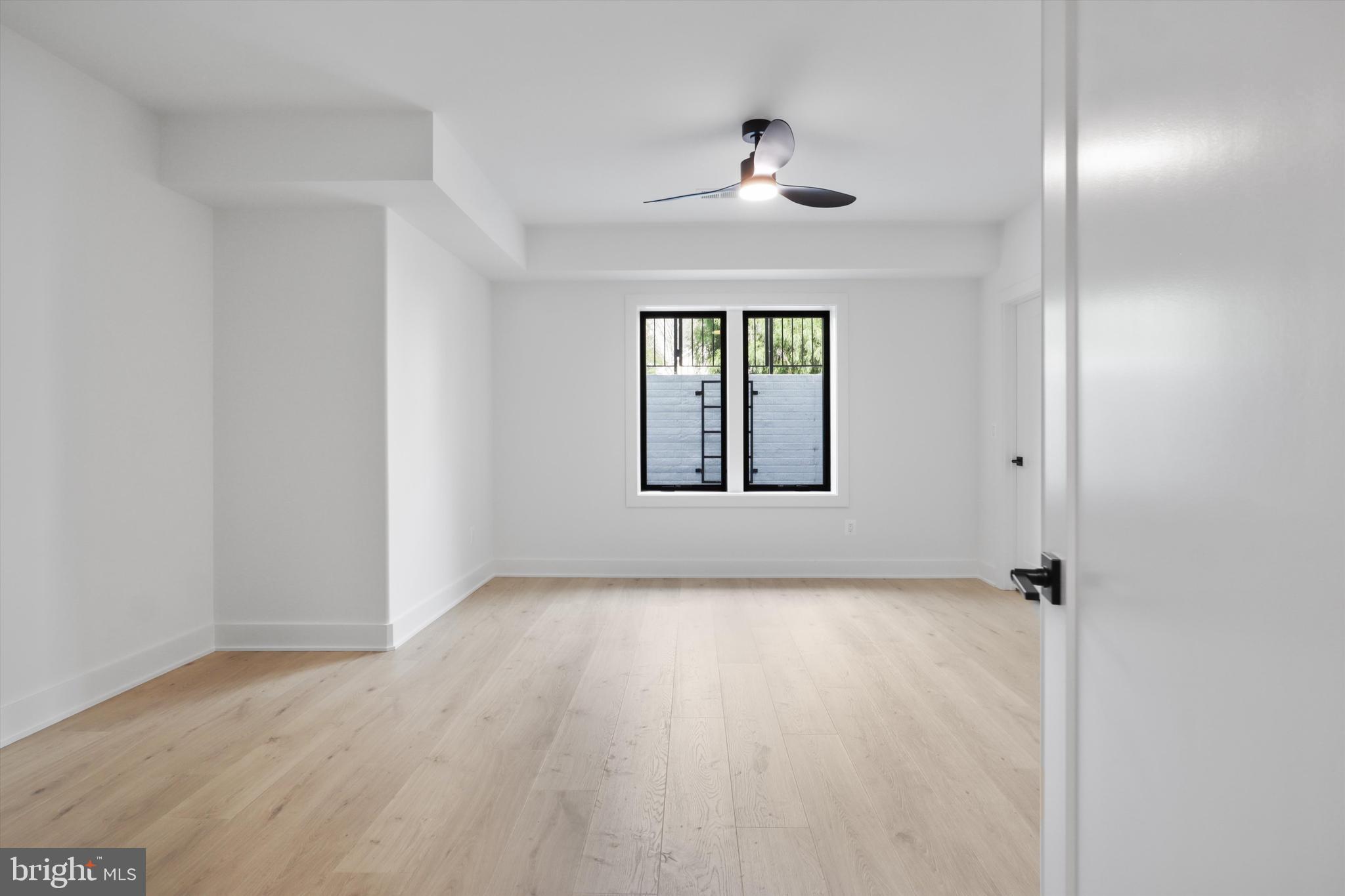 OAK VALLEY - Residential