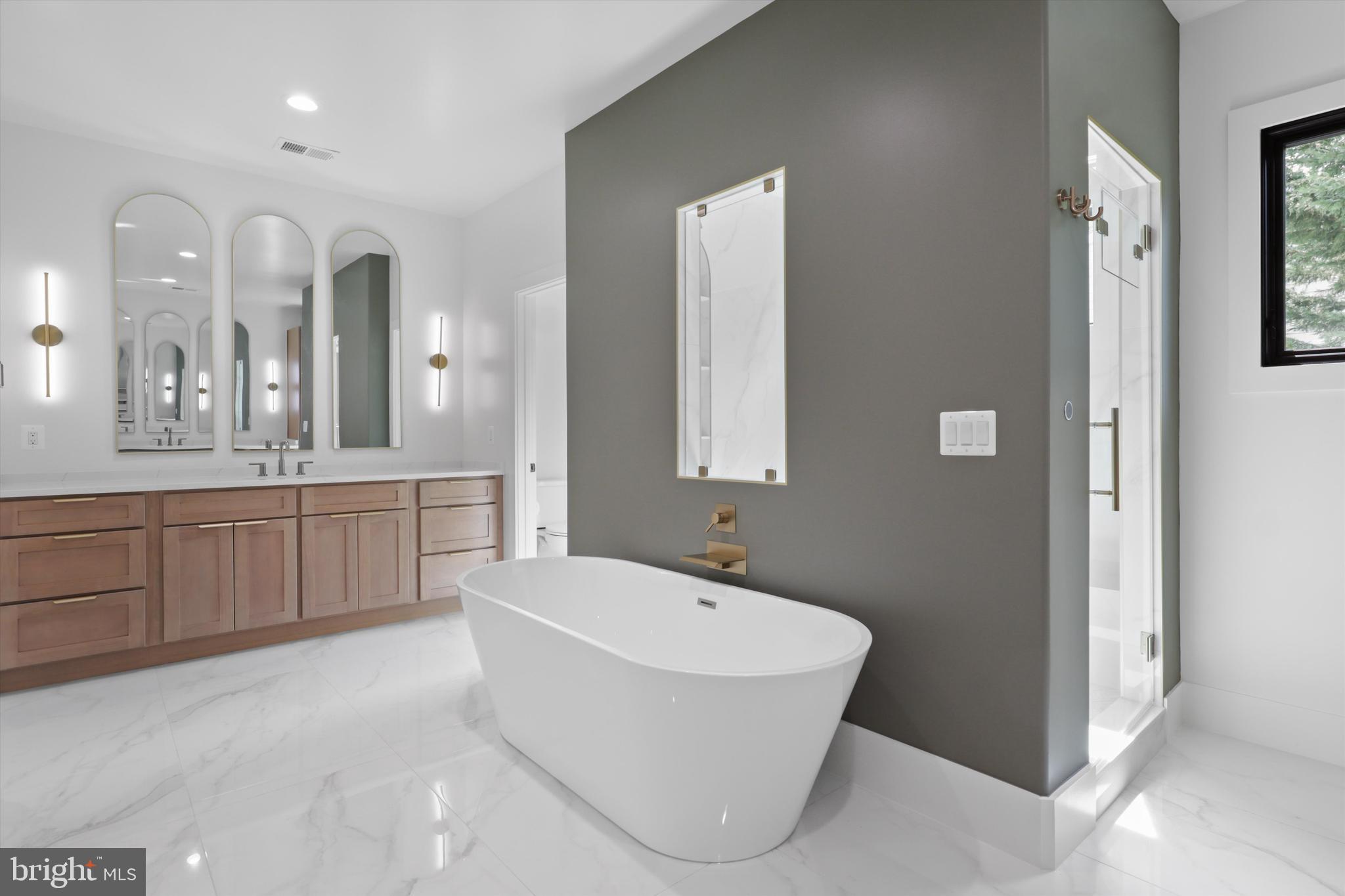 OAK VALLEY - Residential