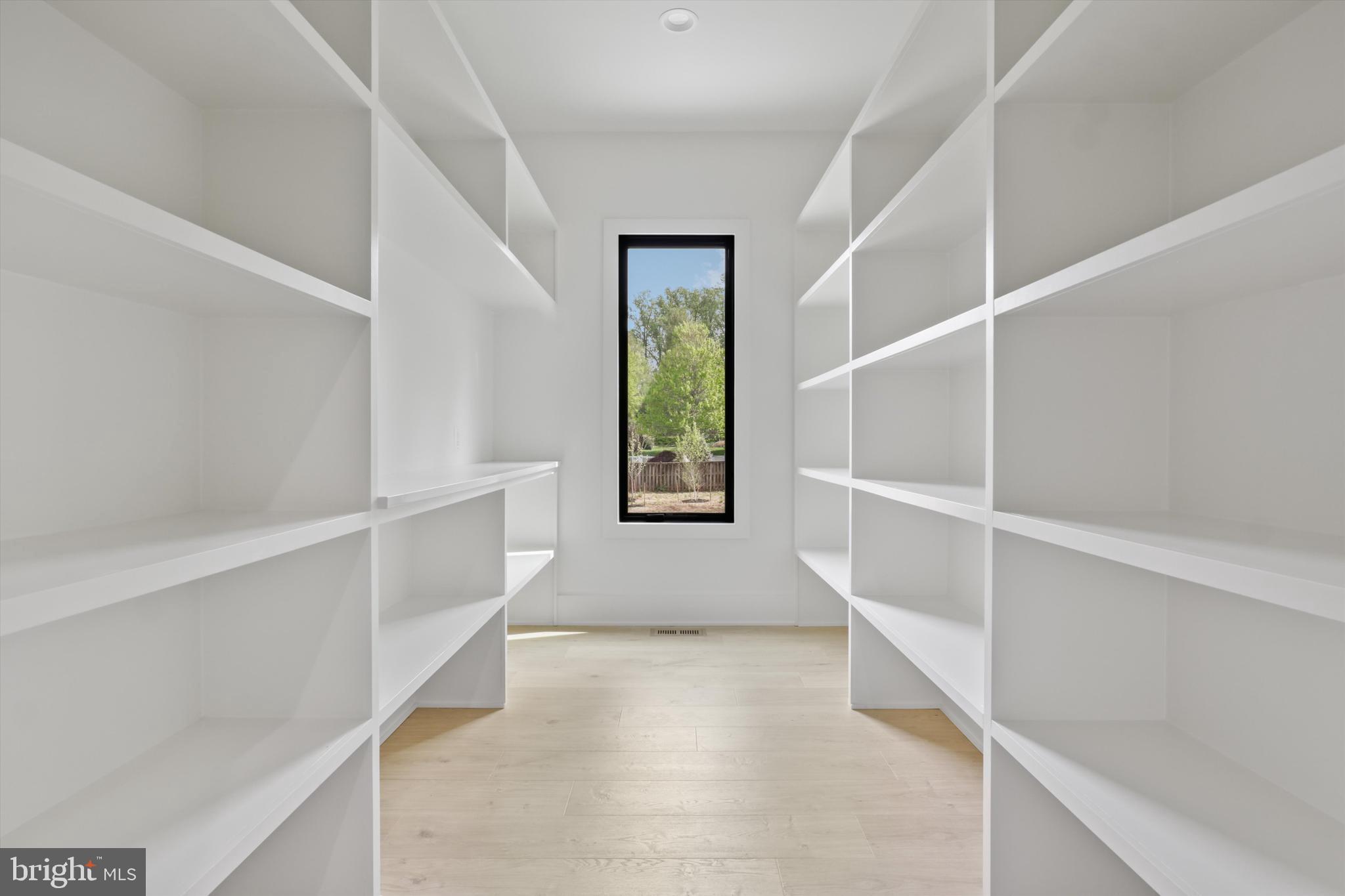 OAK VALLEY - Residential