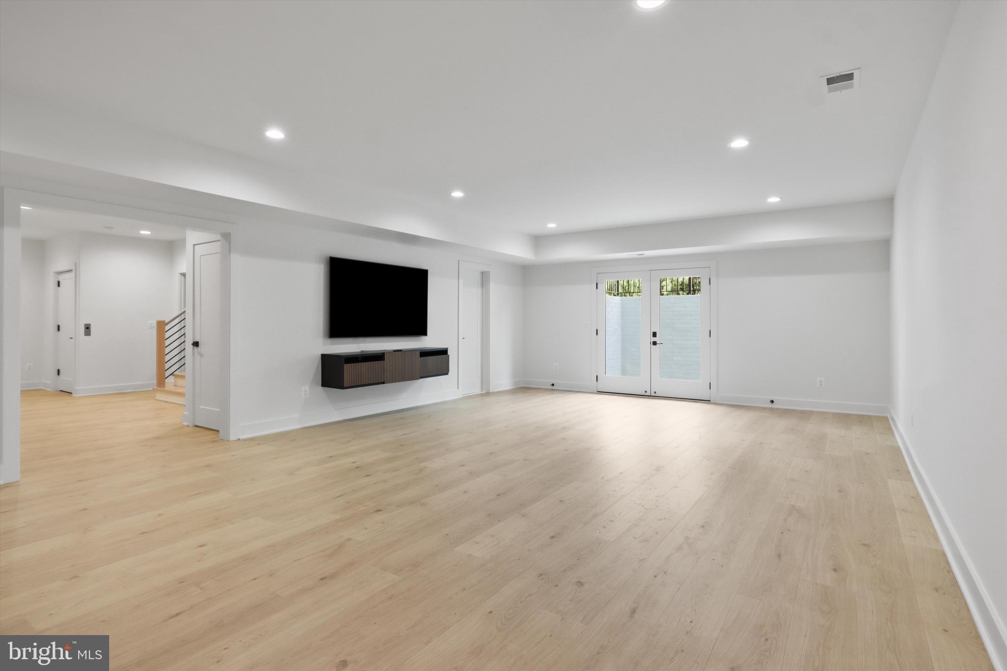 OAK VALLEY - Residential