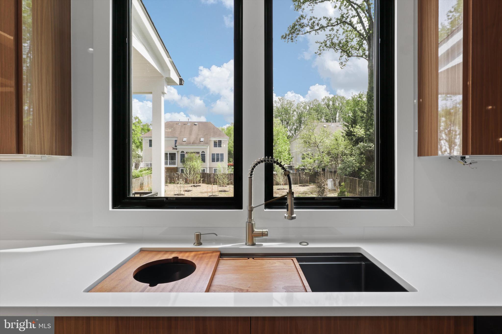 OAK VALLEY - Residential