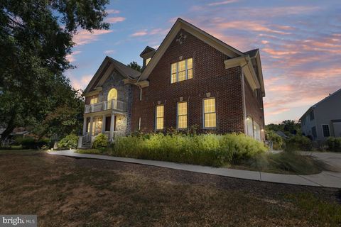 8813 OAK LEAF DRIVE ALEXANDRIA VA 22309