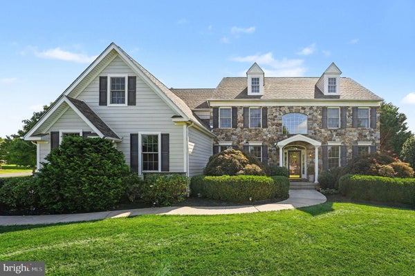396 AUGUSTA DR, TELFORD, PA 18969 - Image b5600c4da93760baee93dc9a1a6e89ed/765123716