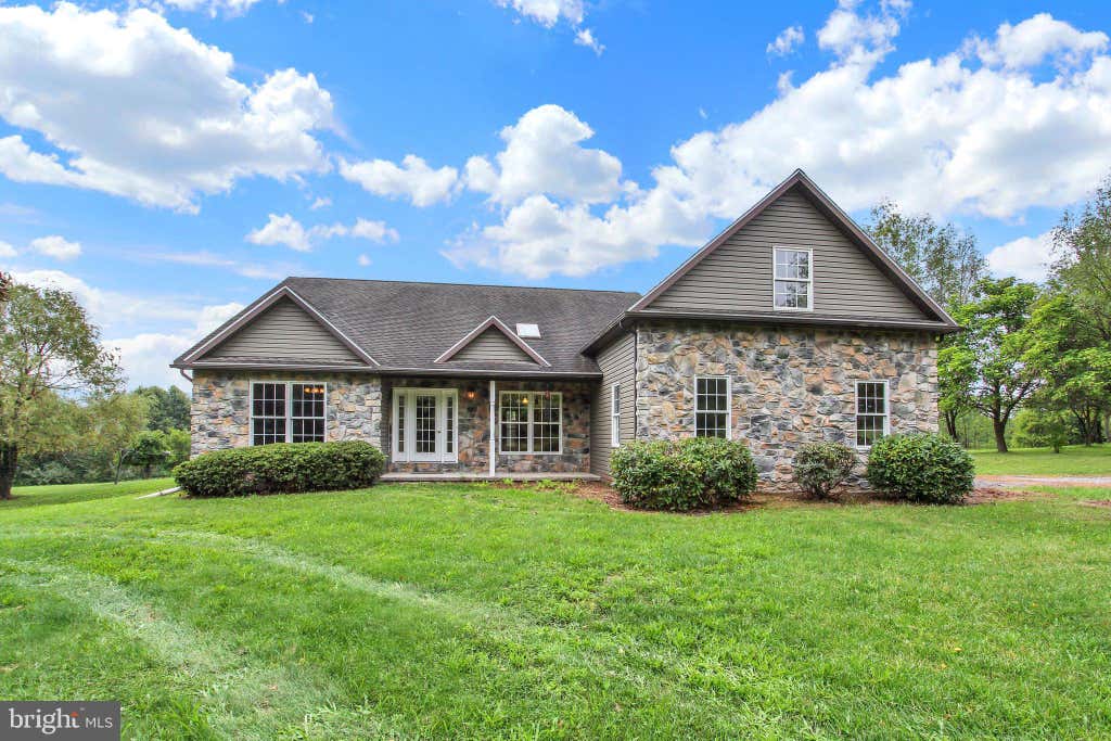 Photo of 888 Battle Ridge Road, MCCONNELLSBURG, PA 17233 (MLS # PAFU2002200)