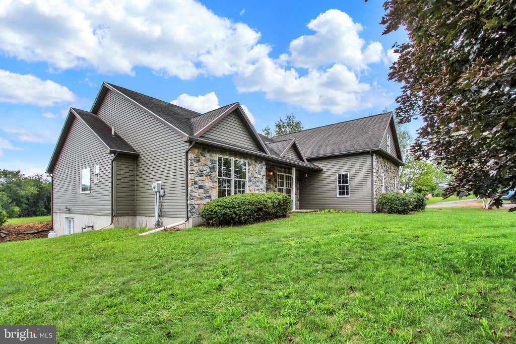 Photo of 888 Battle Ridge Road, MCCONNELLSBURG, PA 17233 (MLS # PAFU2002200)