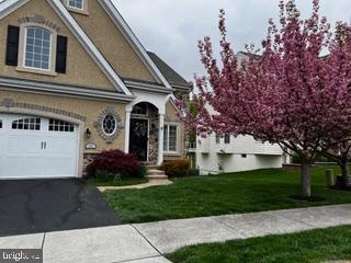 272 CARLOW DRIVE