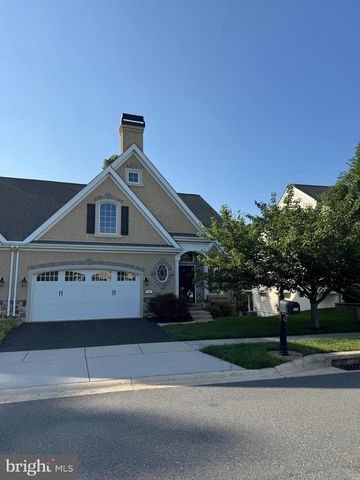 272 CARLOW DRIVE