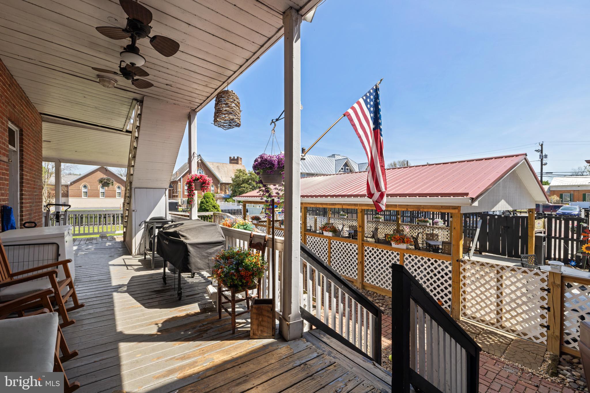 TOWN OF MOOREFIELD - Commercial Sale