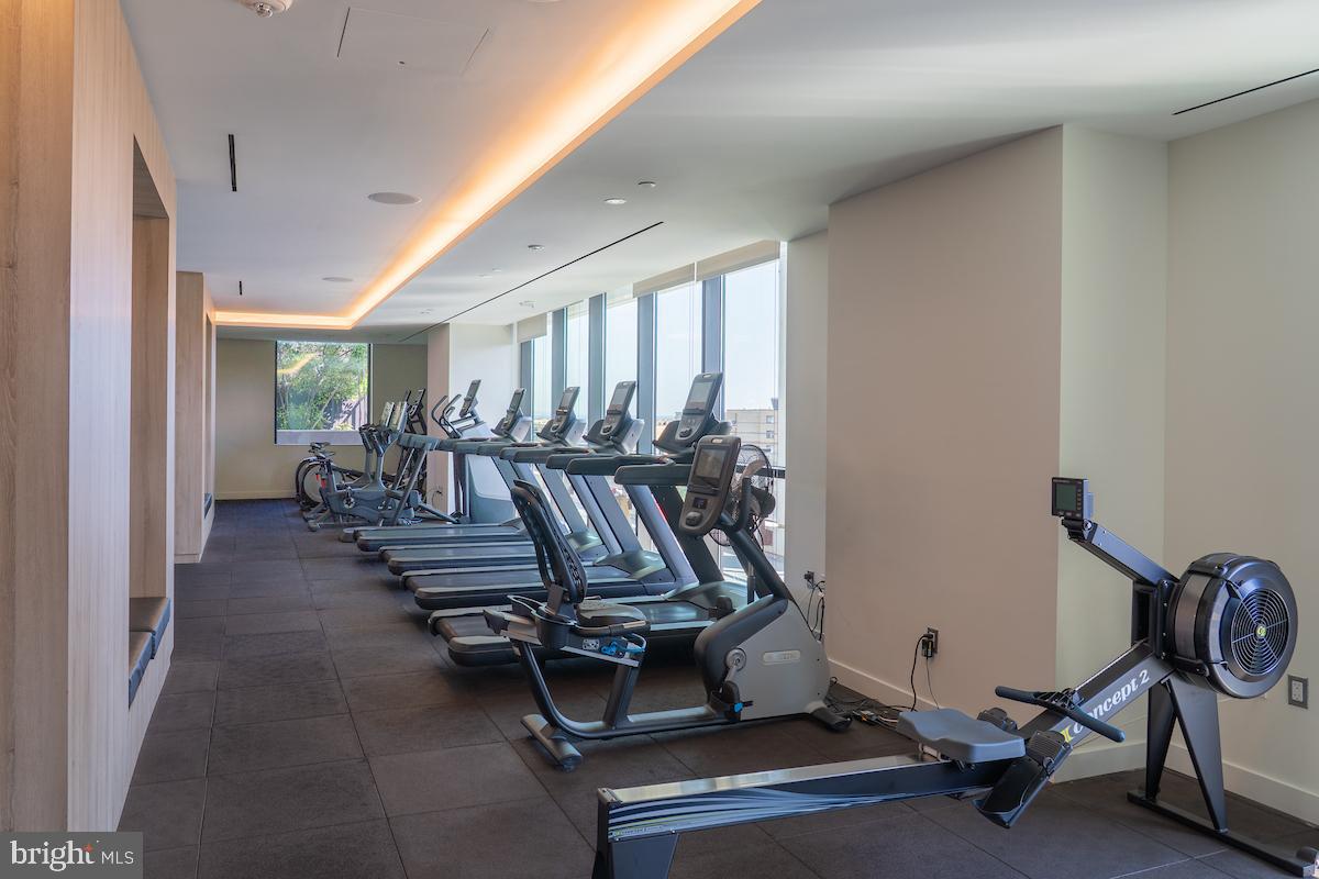 THE BORO TYSONS - Residential