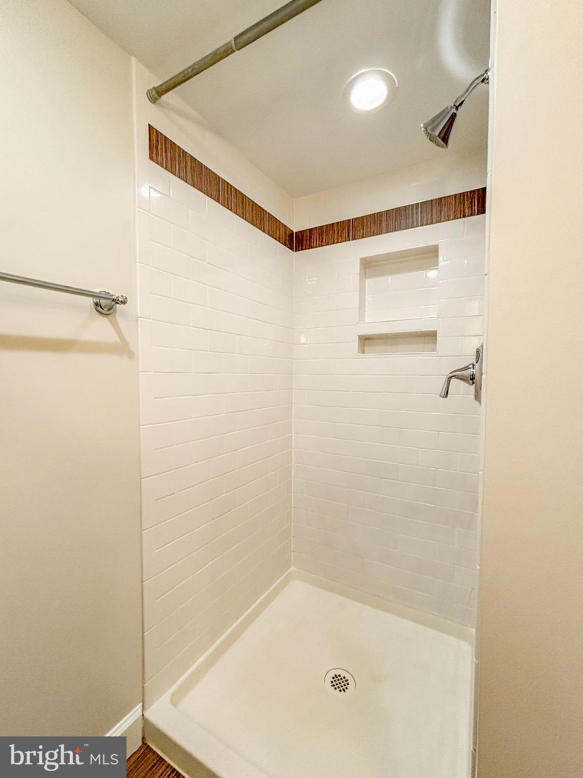 DEL RAY - Residential Lease