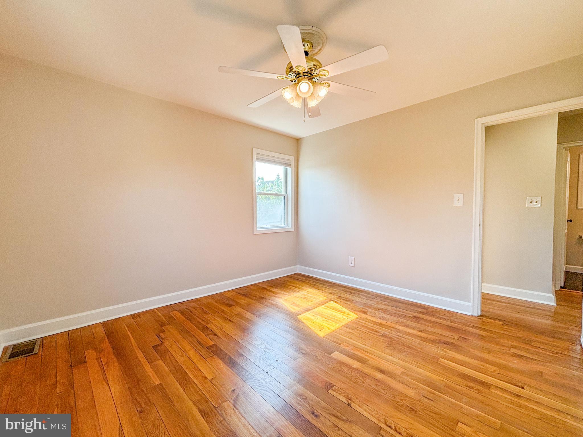 DEL RAY - Residential Lease