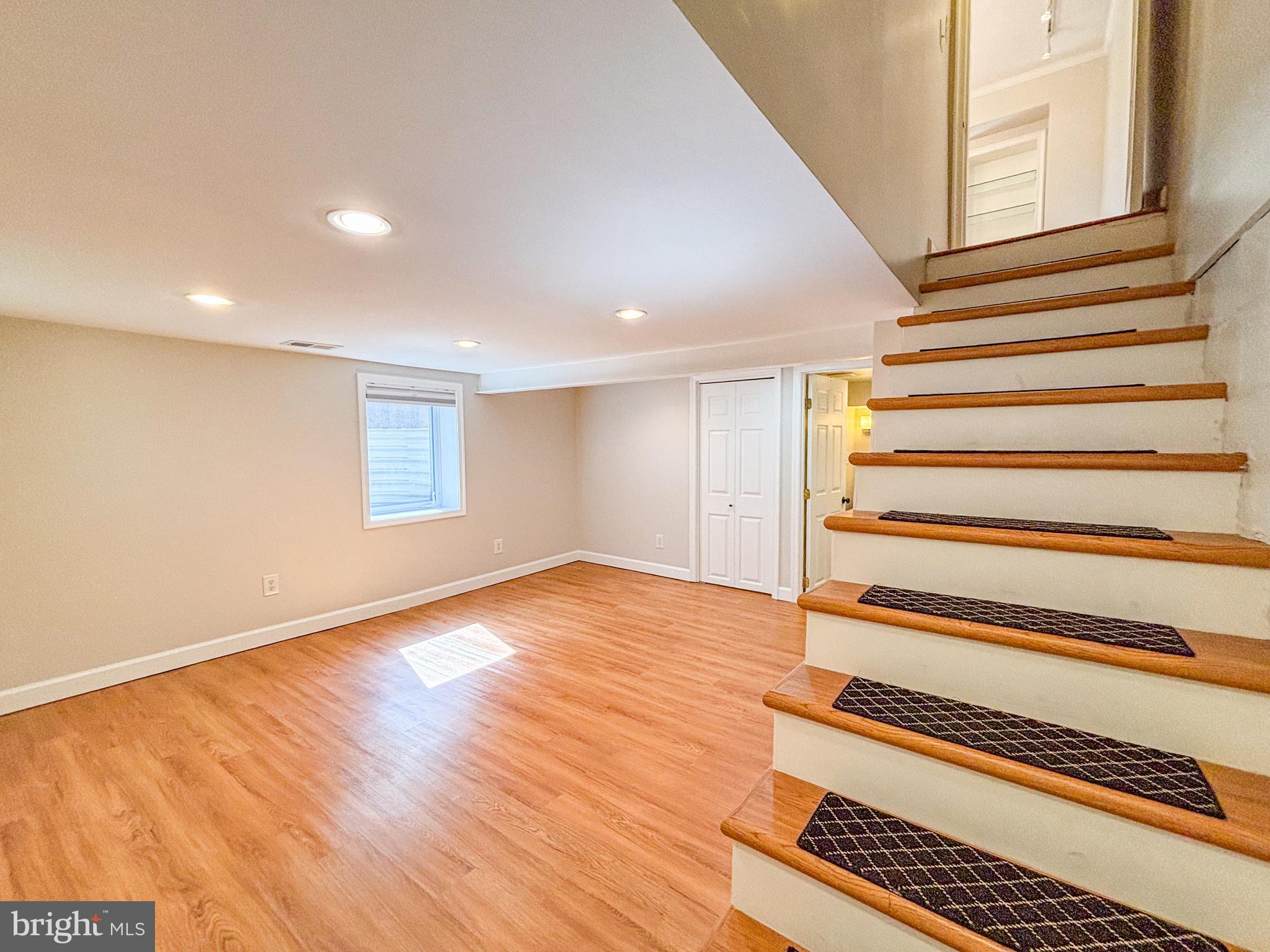 DEL RAY - Residential Lease