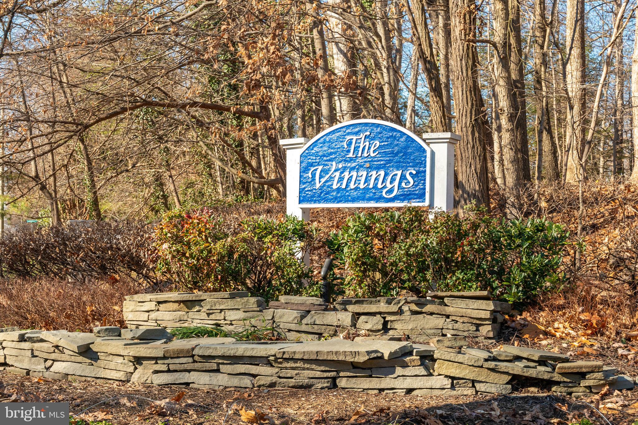 VININGS CONDO - Residential