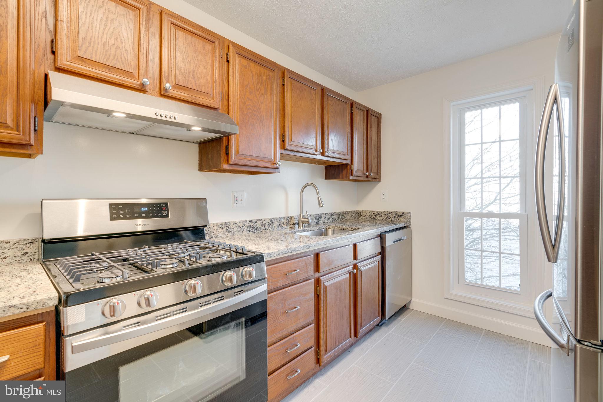 VININGS CONDO - Residential