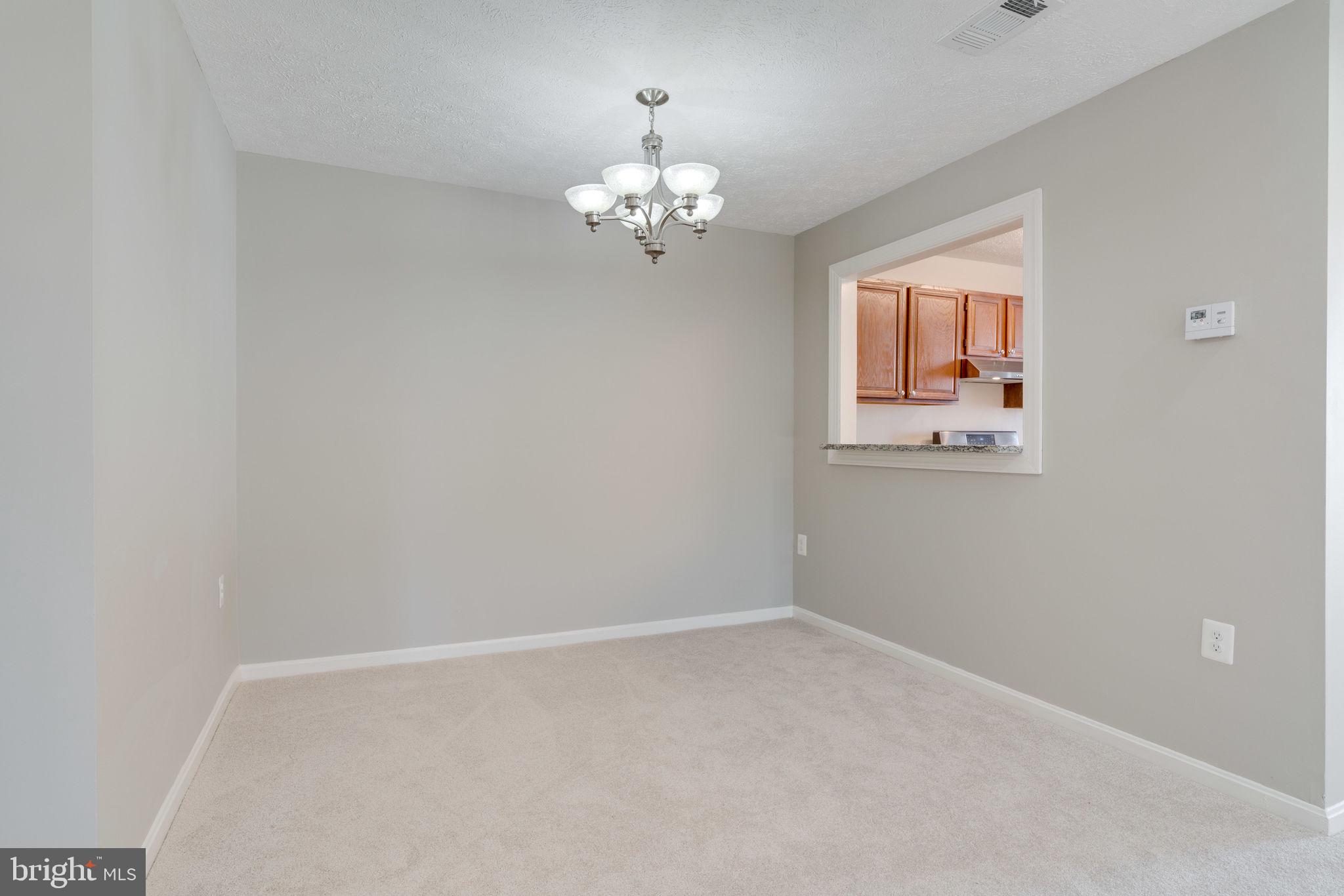 VININGS CONDO - Residential