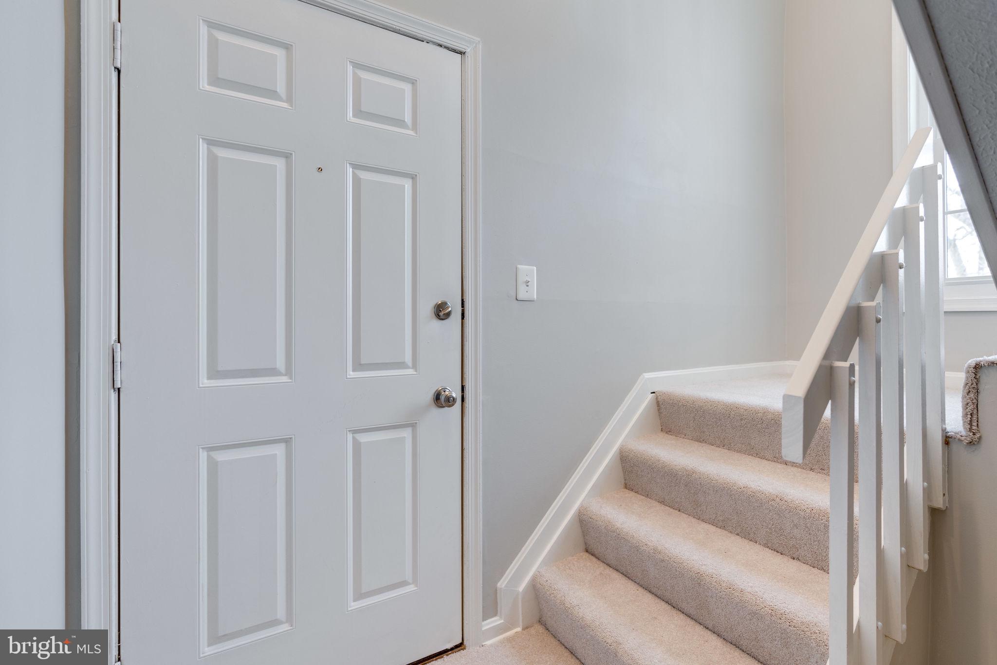 VININGS CONDO - Residential