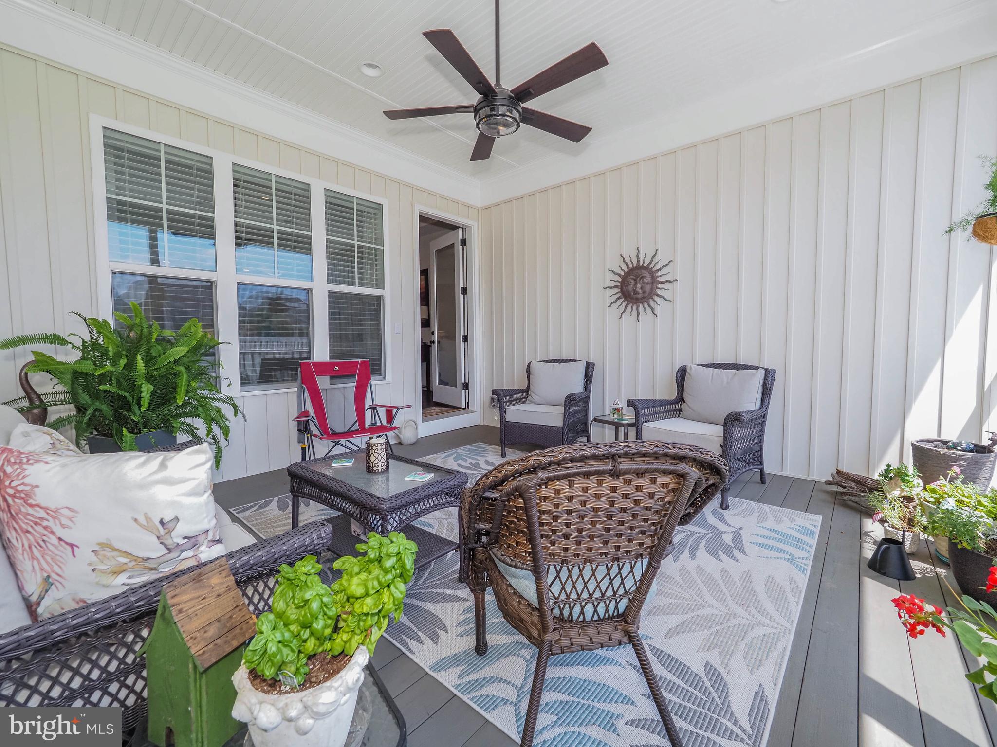 TWO RIVERS - Residential