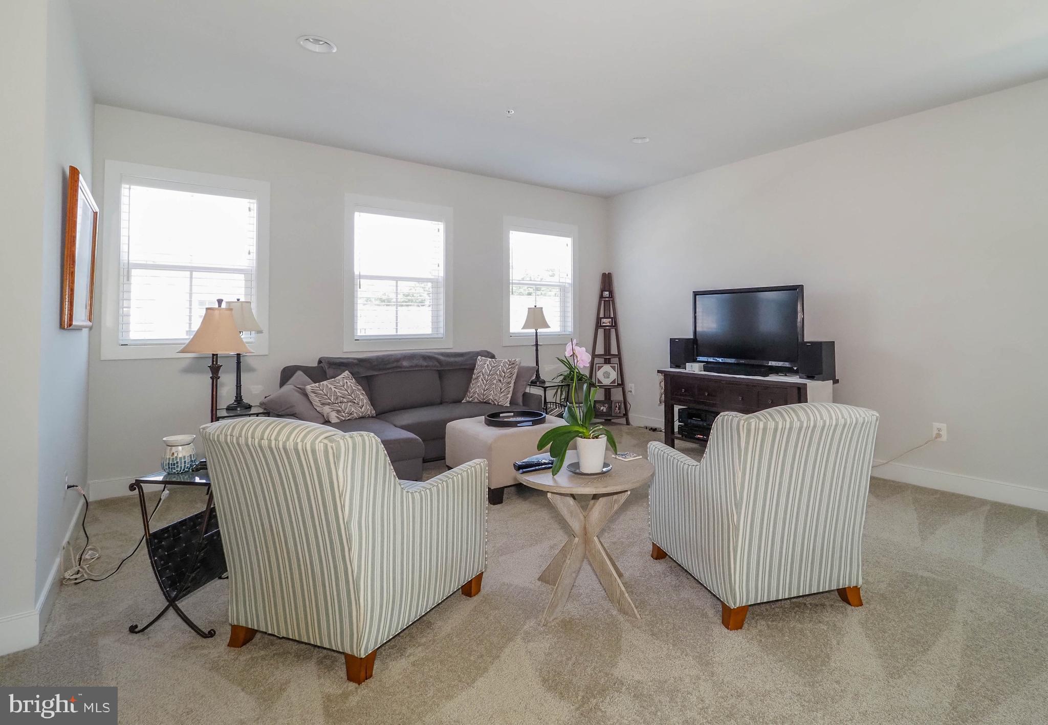 TWO RIVERS - Residential