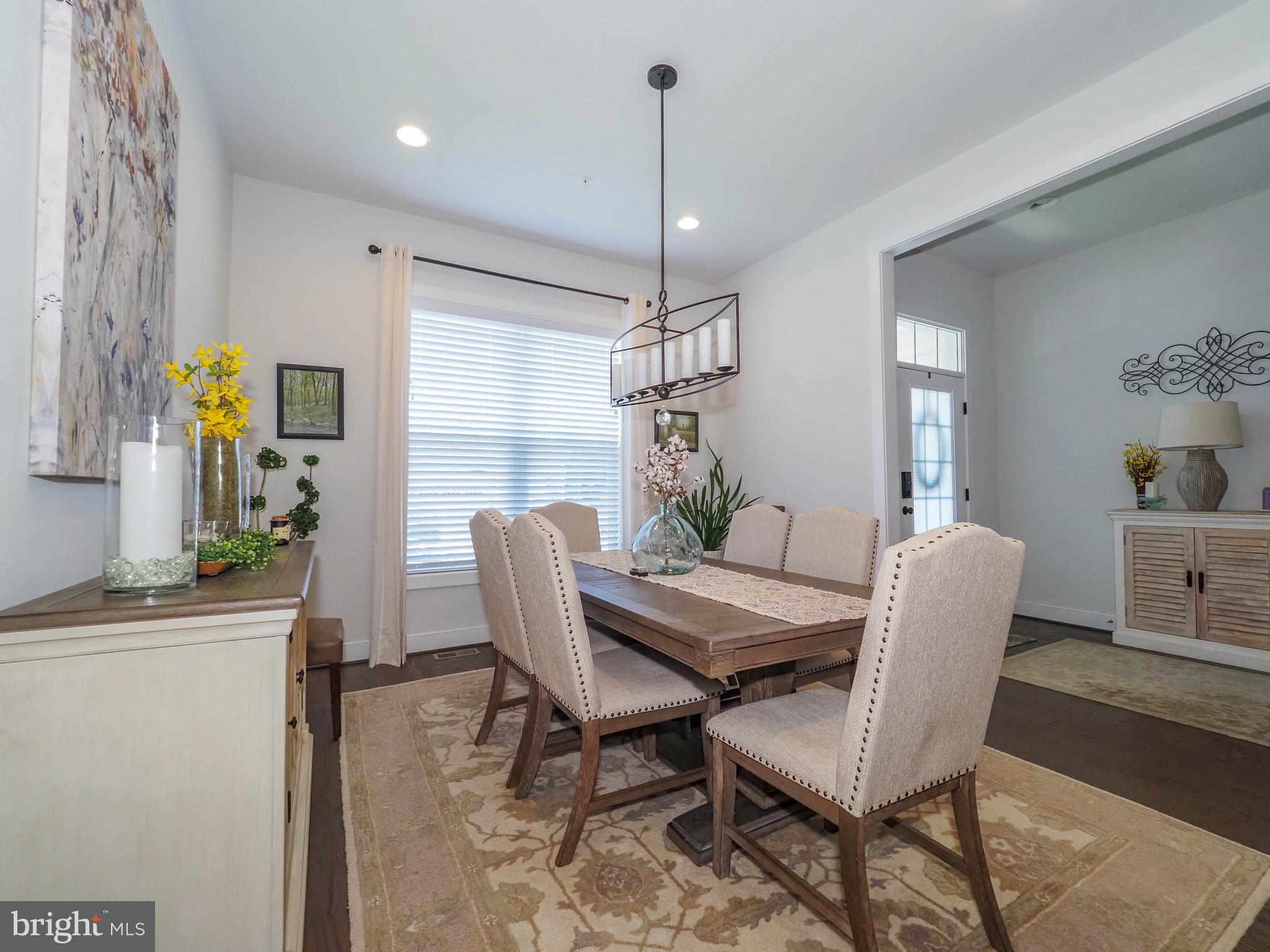 TWO RIVERS - Residential