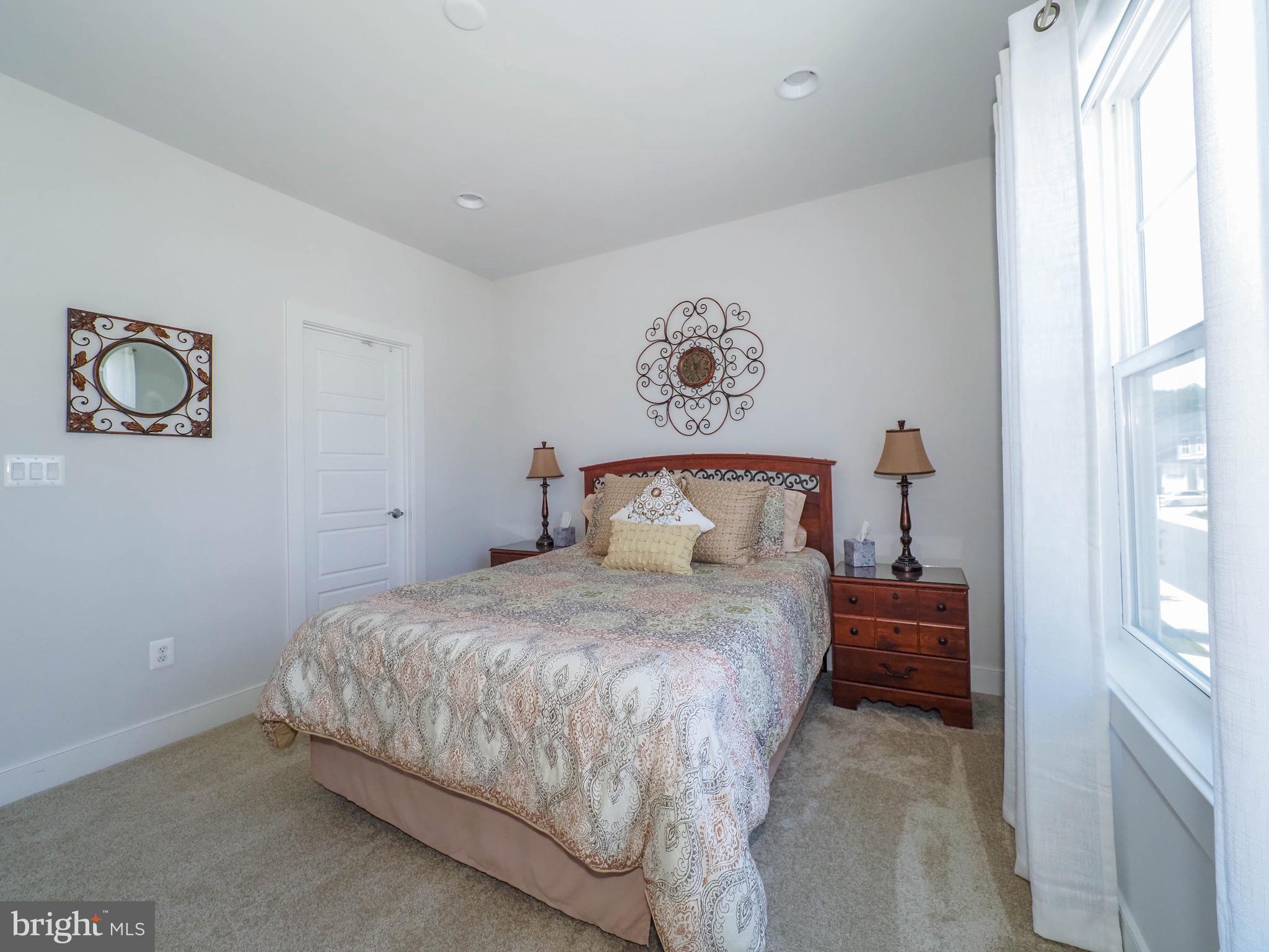 TWO RIVERS - Residential