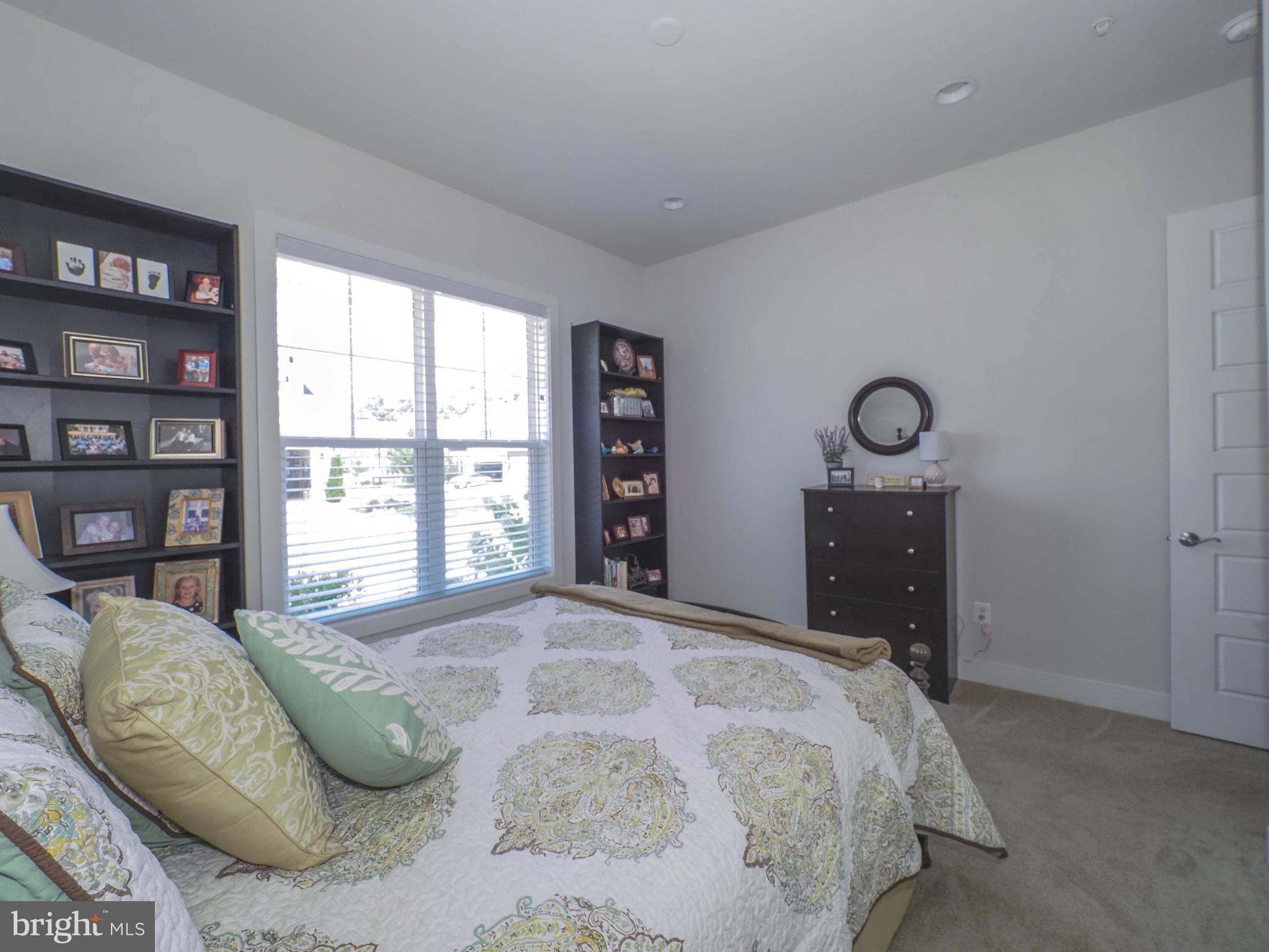 TWO RIVERS - Residential