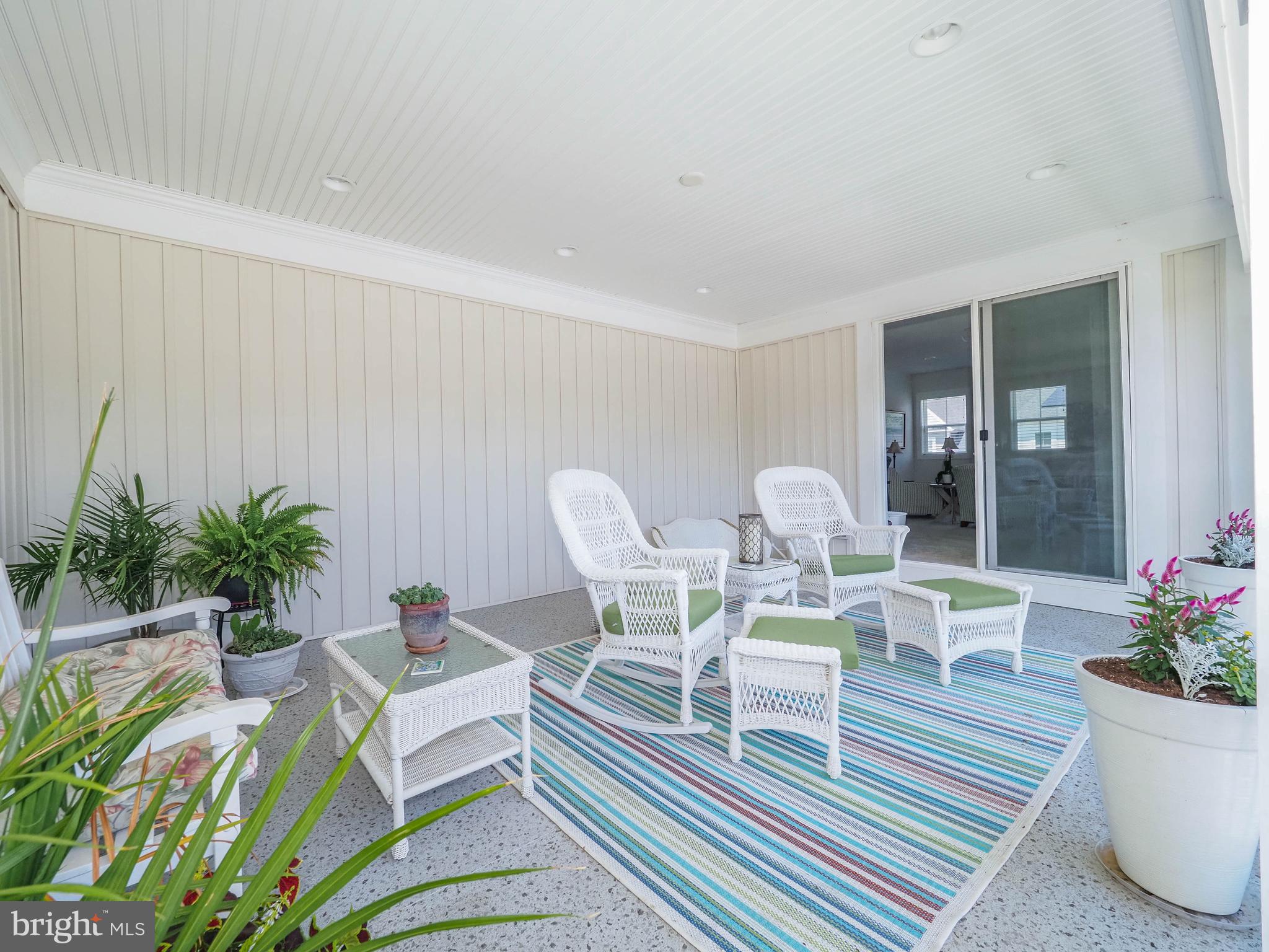 TWO RIVERS - Residential