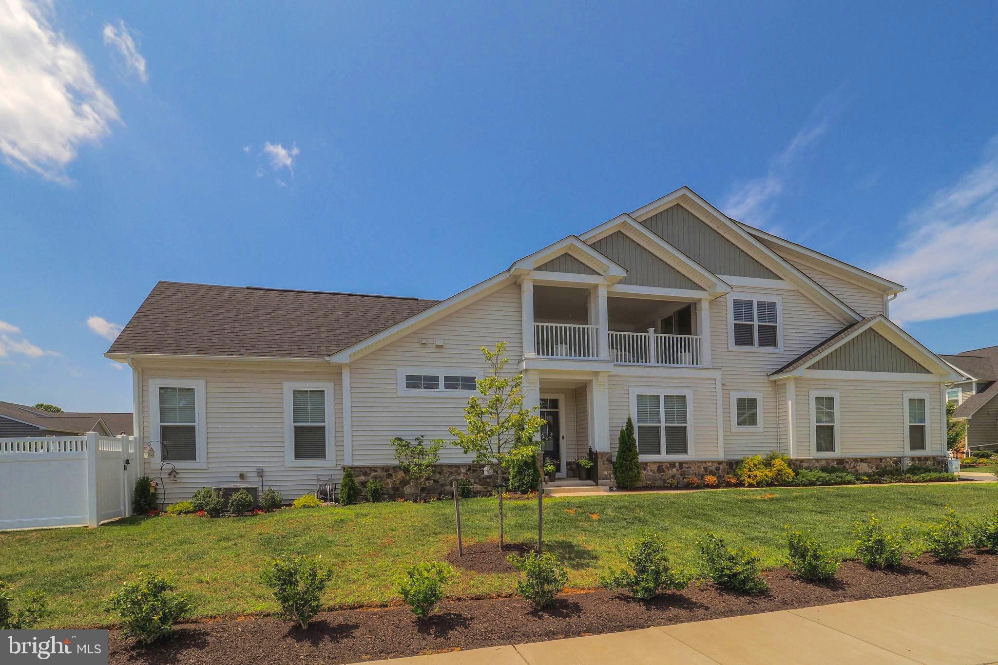 TWO RIVERS - Residential