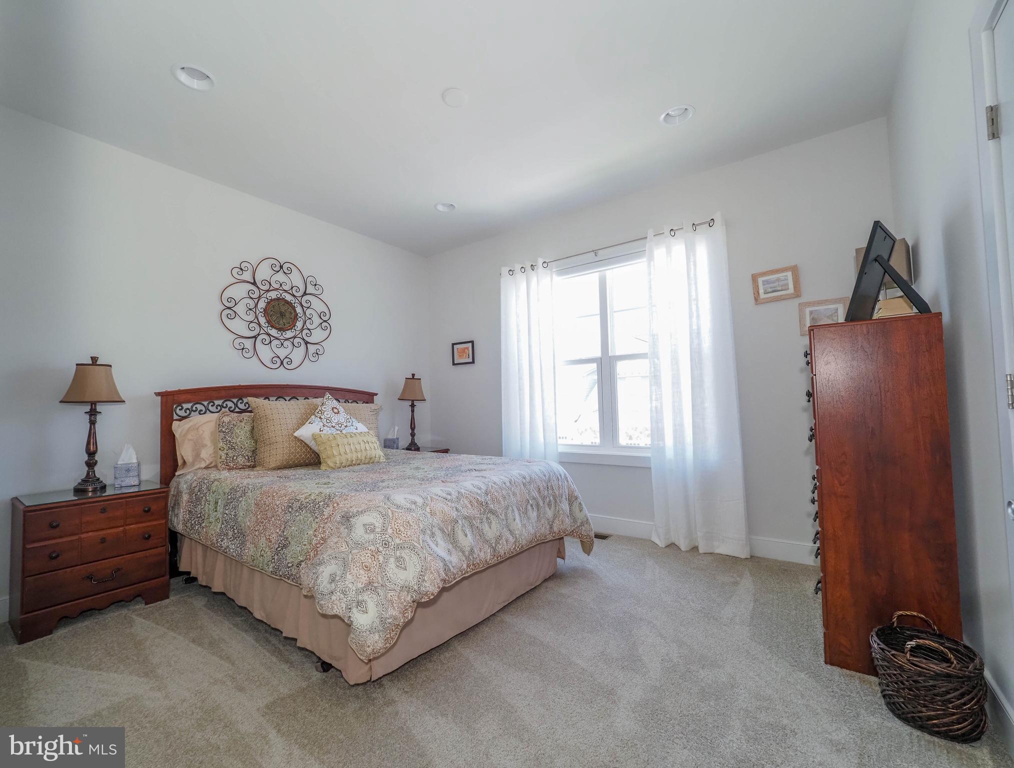 TWO RIVERS - Residential